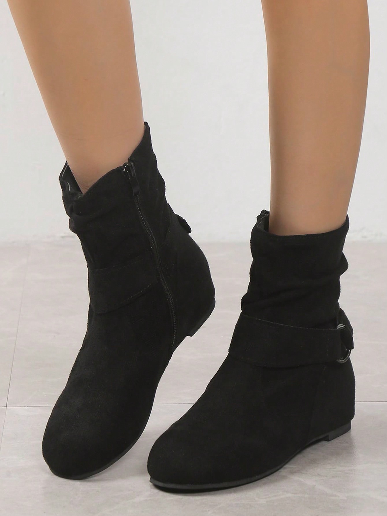 In Black Women Mid-Calf Boots