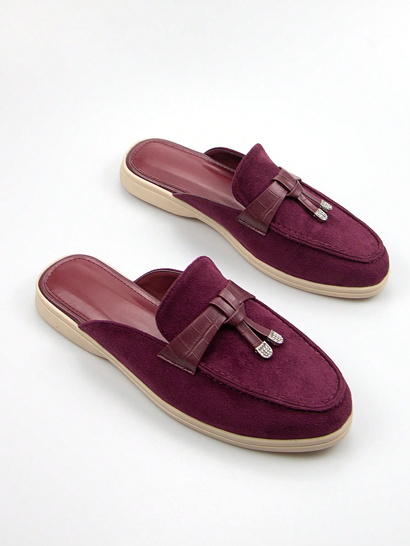 In Burgundy Women Flats