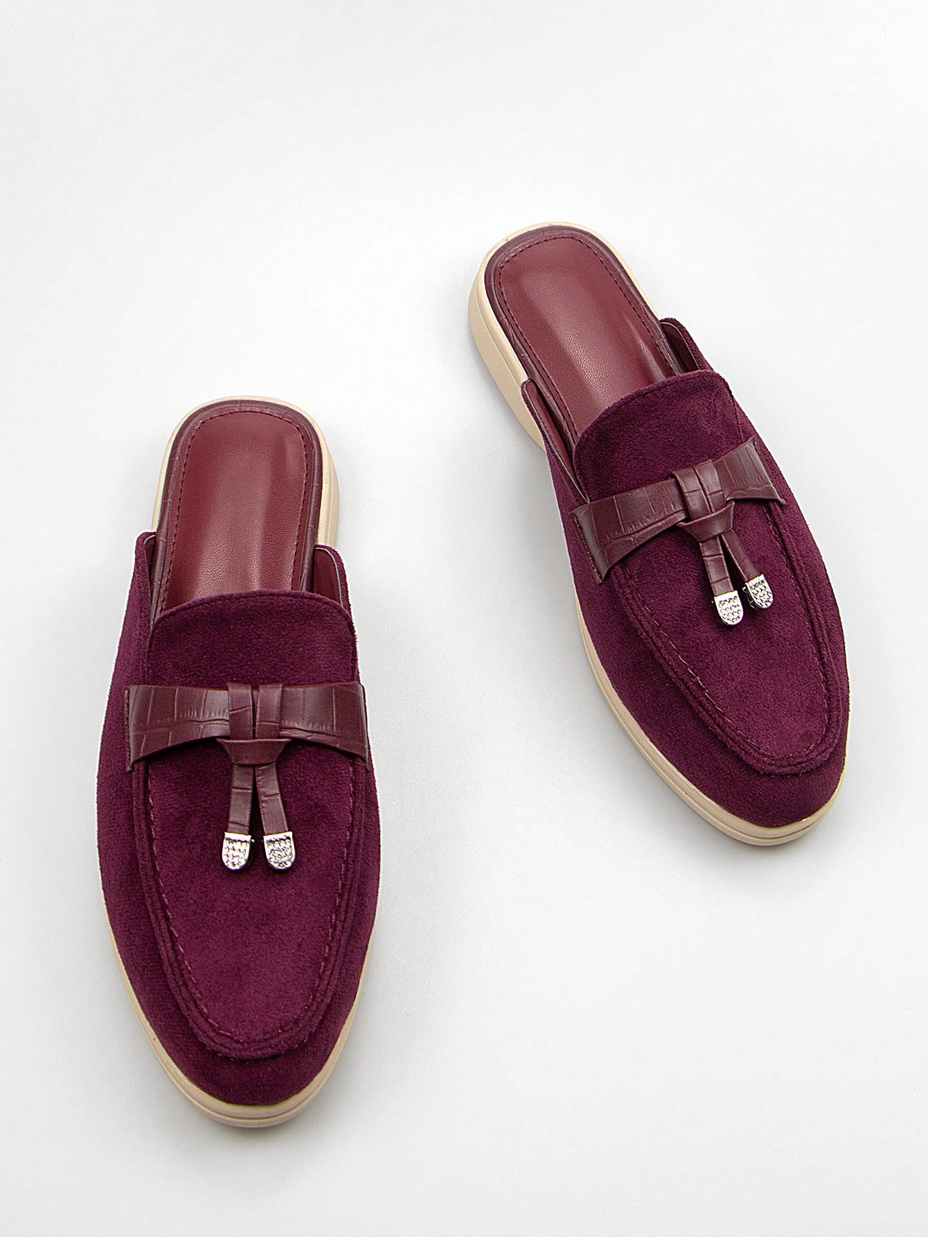 In Burgundy Women Flats