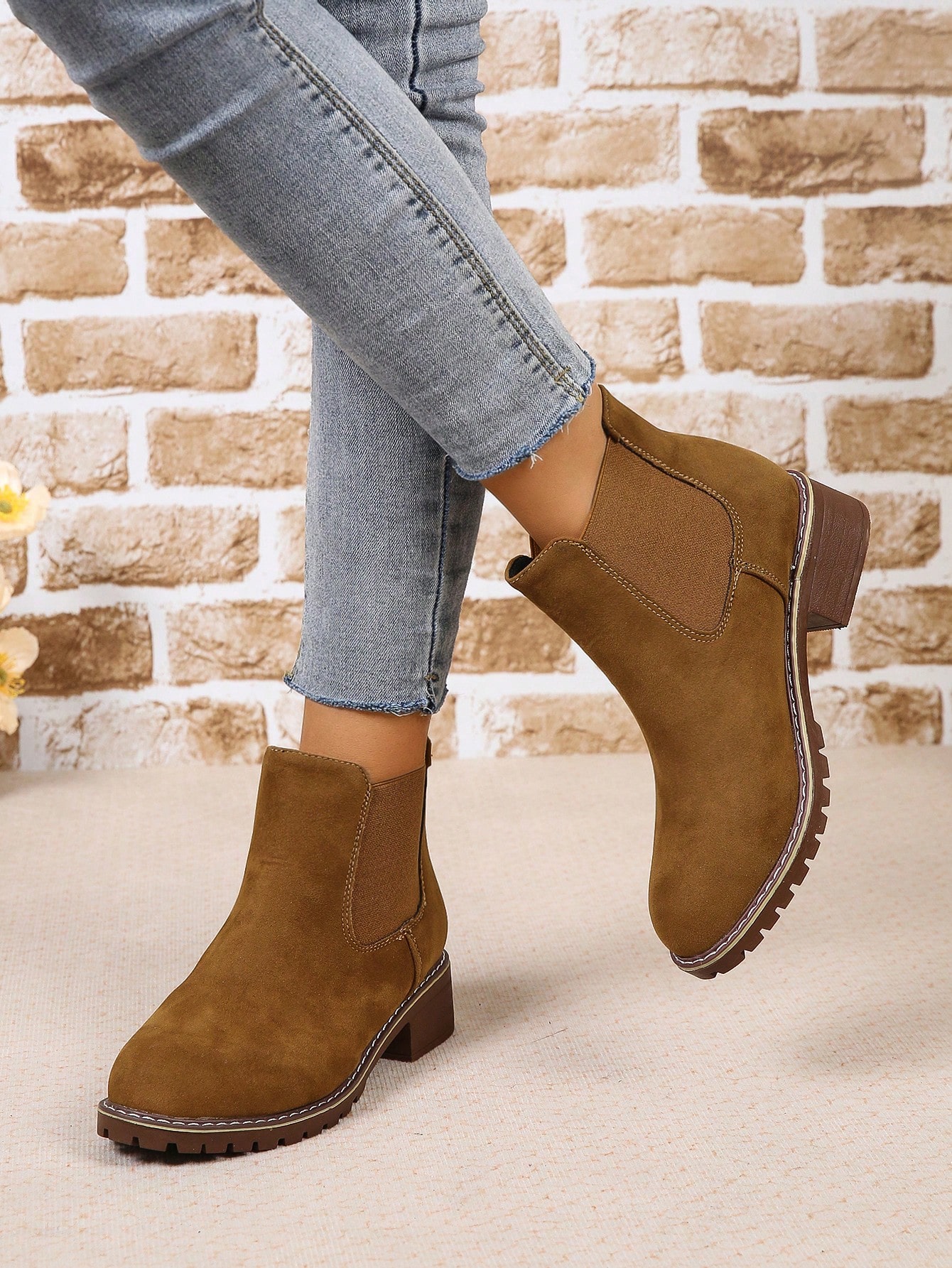 In Brown Women Fashion Boots