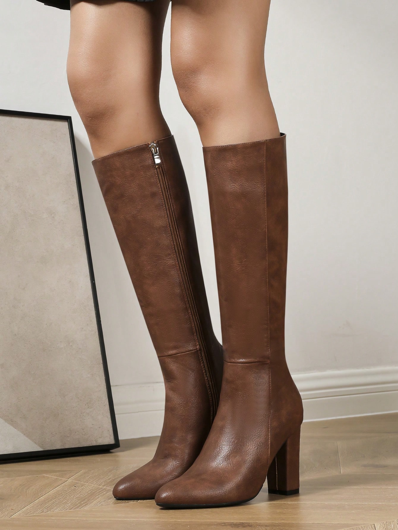 In Brown Women Fashion Boots