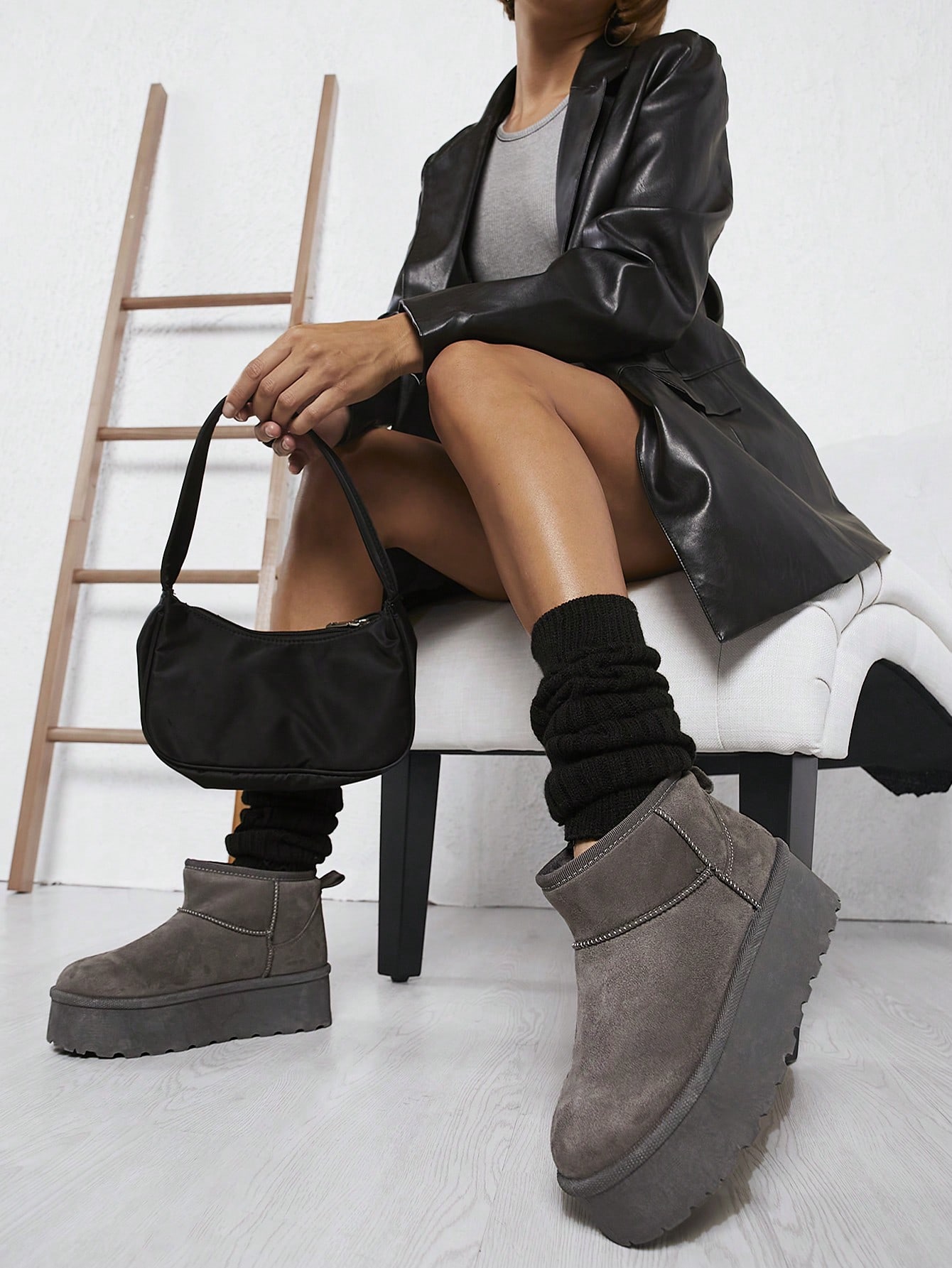 In Grey Women Ankle Boots & Booties