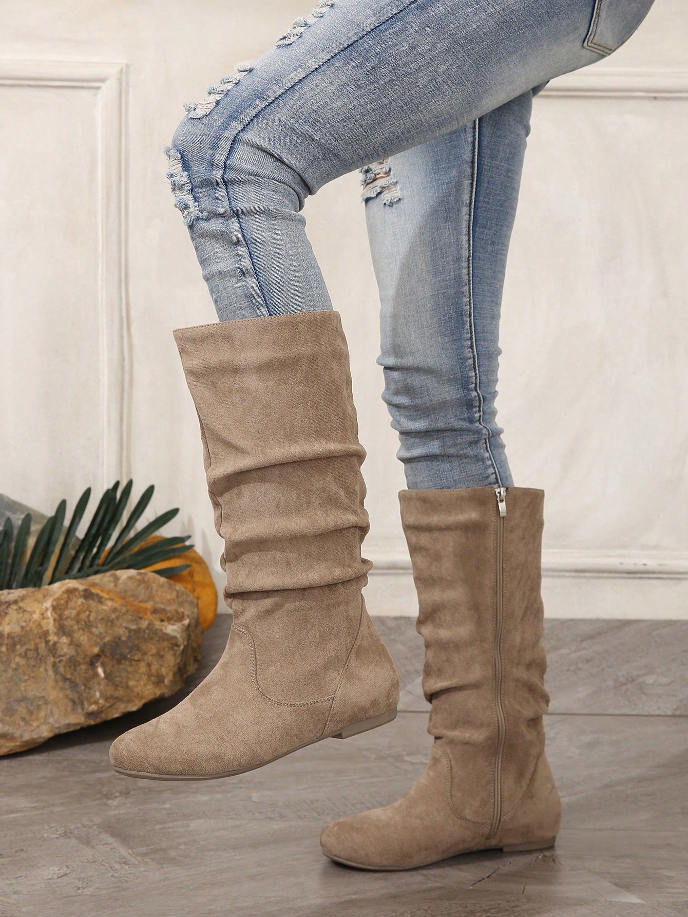 In Khaki Women Fashion Boots