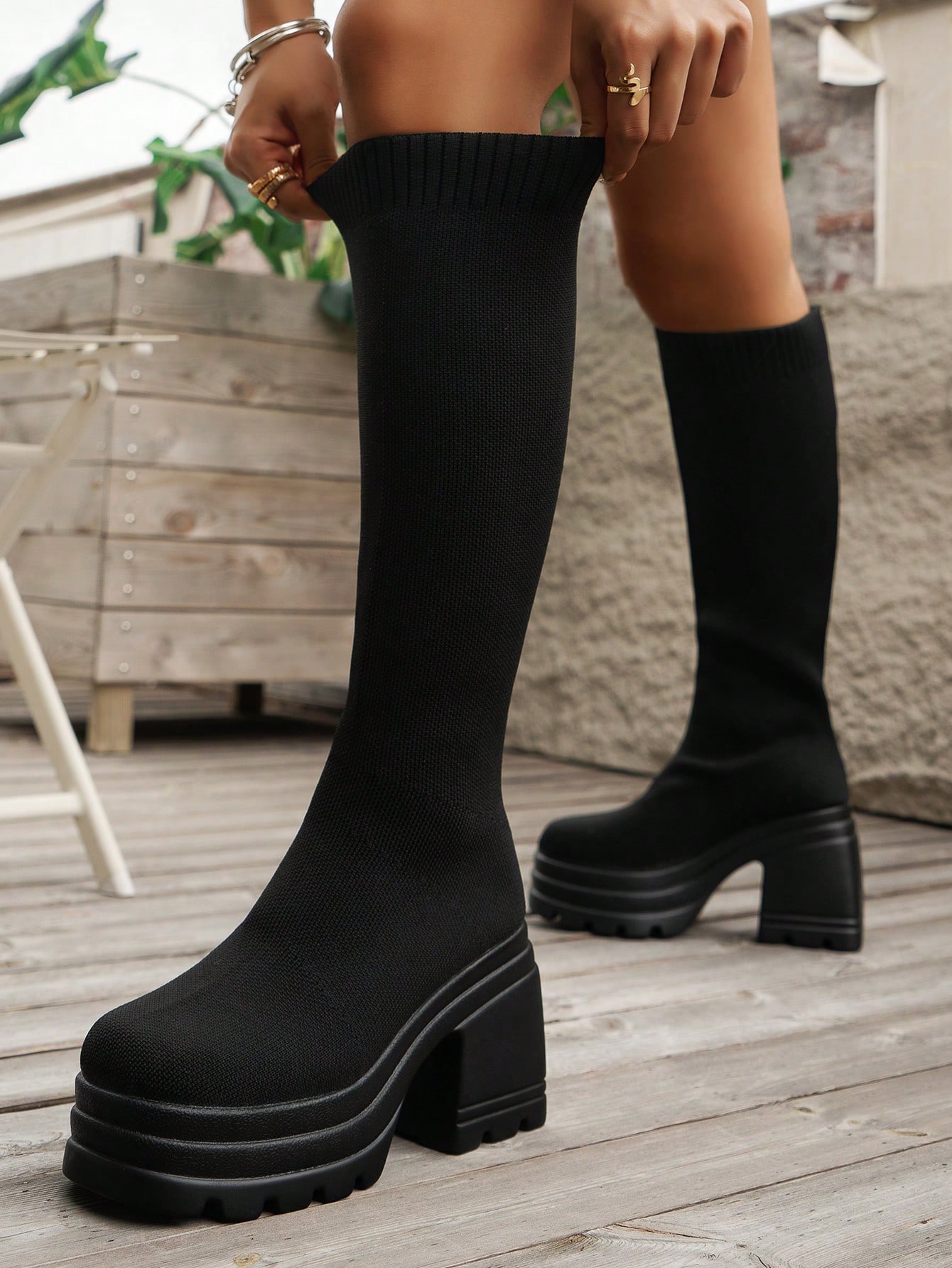 In Black Women Knee-High Boots