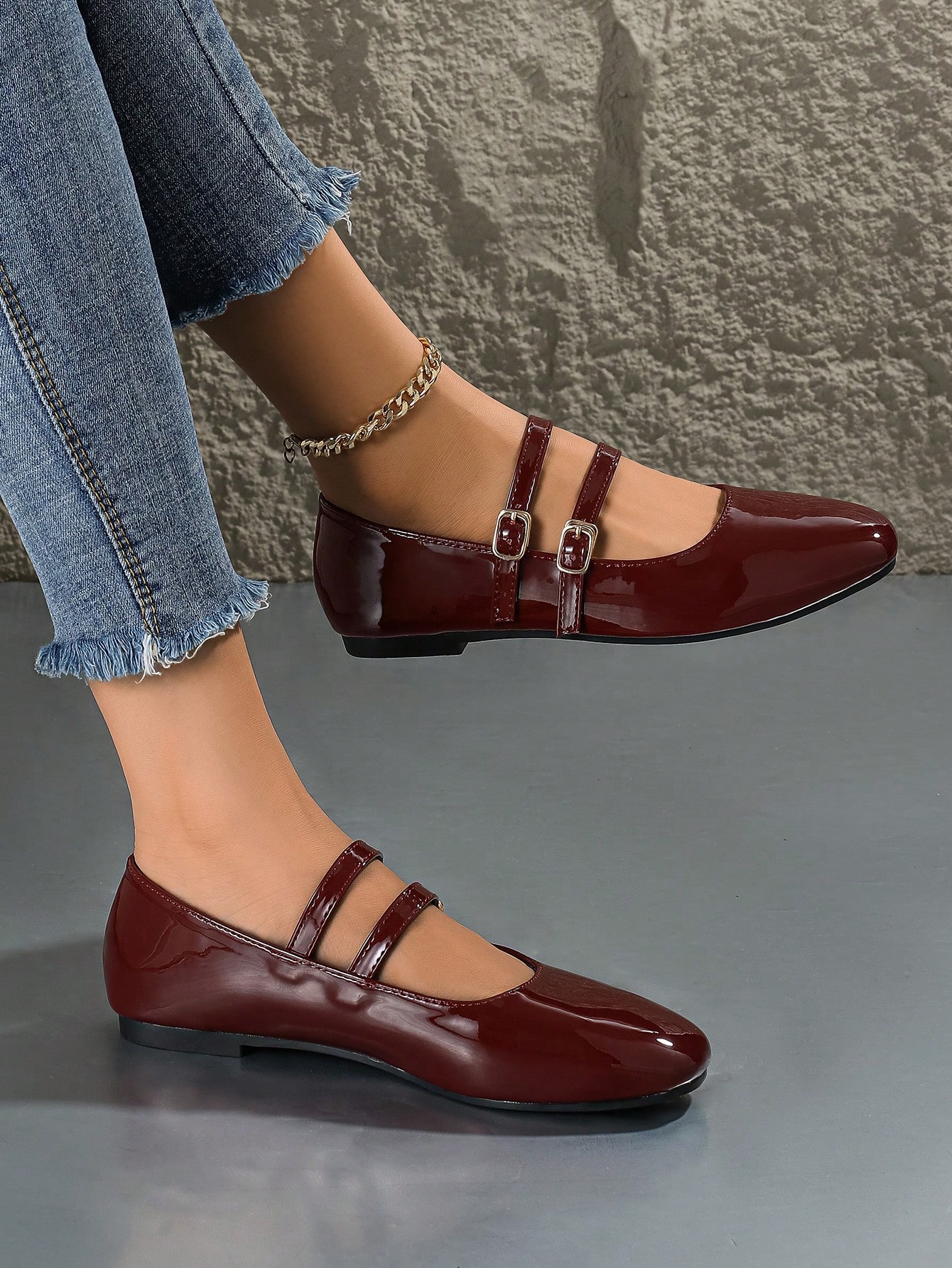 In Burgundy Women Shoes