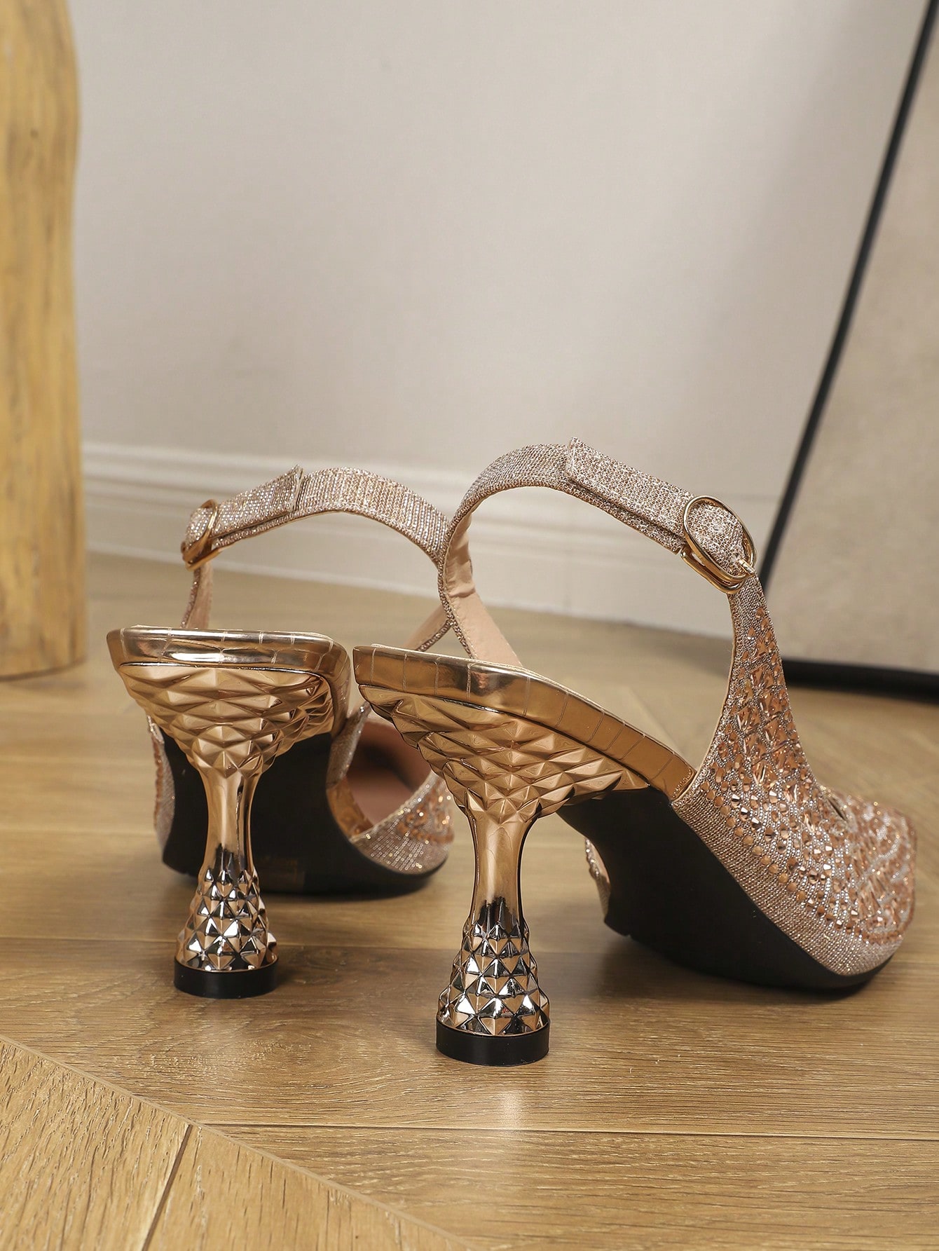 In Champagne Women Pumps