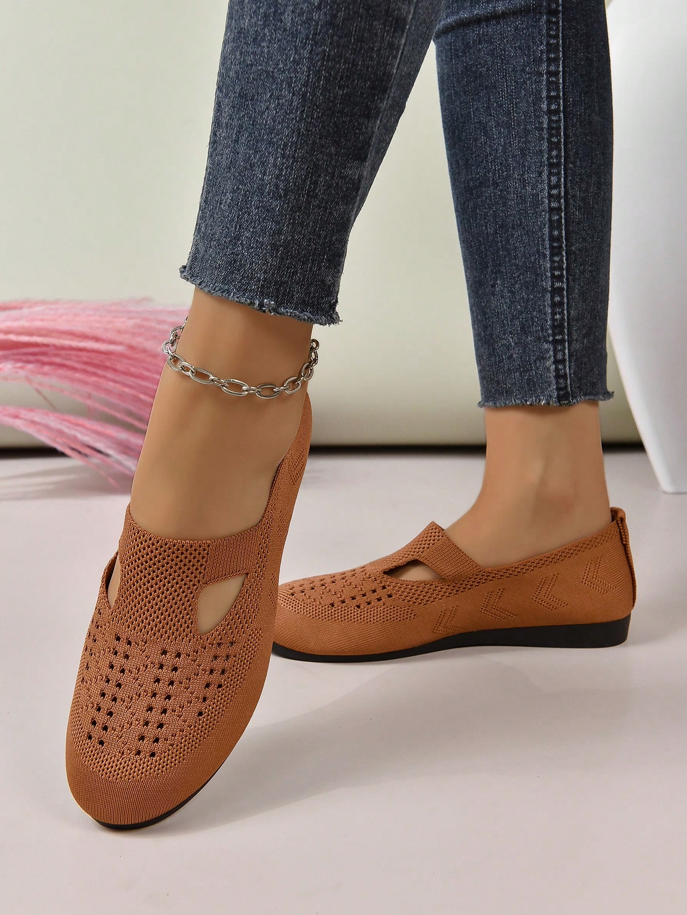 In Brown Women Flats