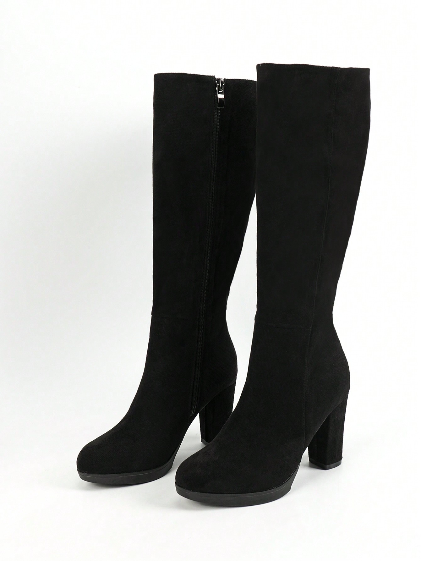 In Black Women Knee-High Boots