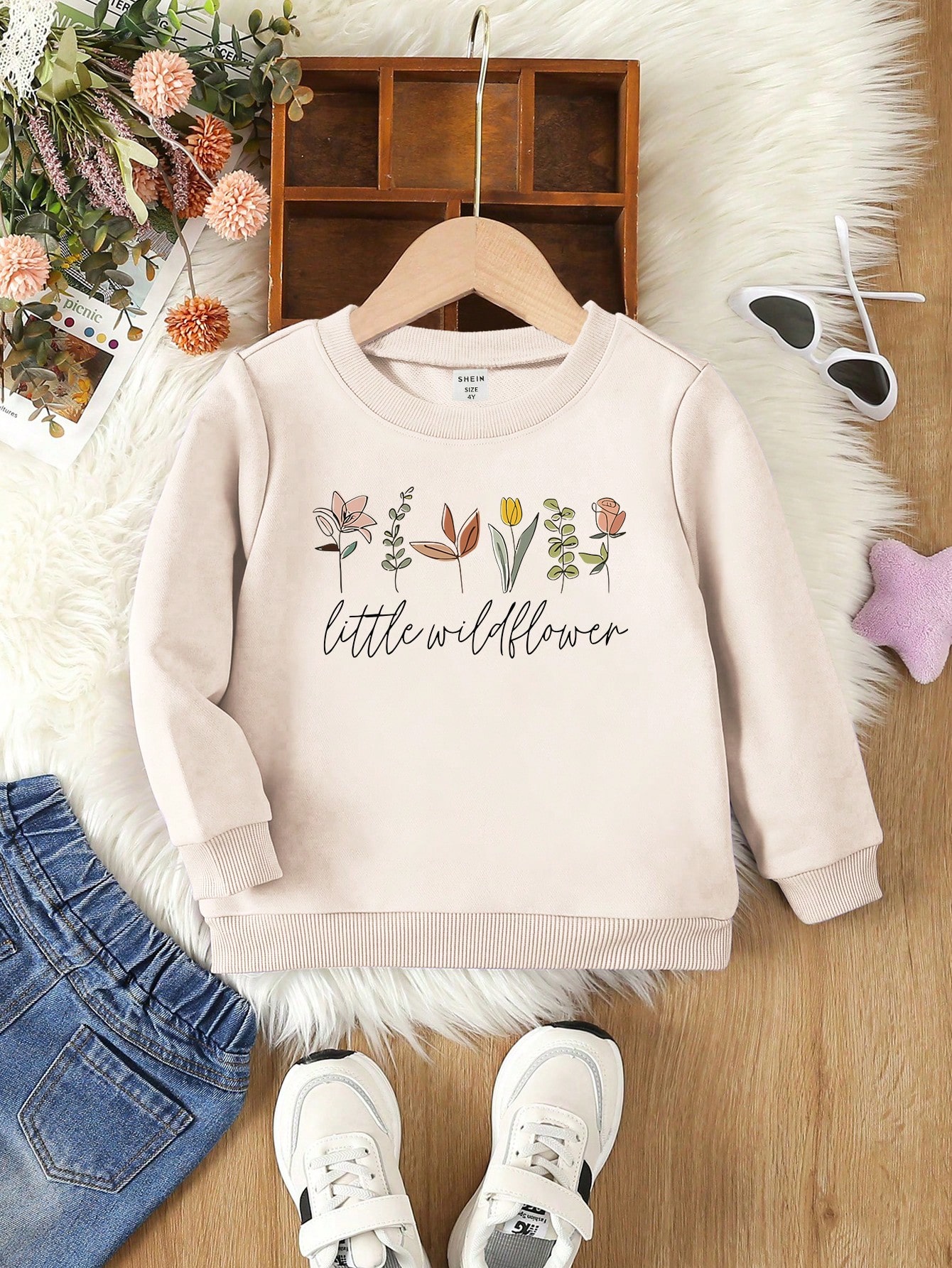 Young Girls Sweatshirts