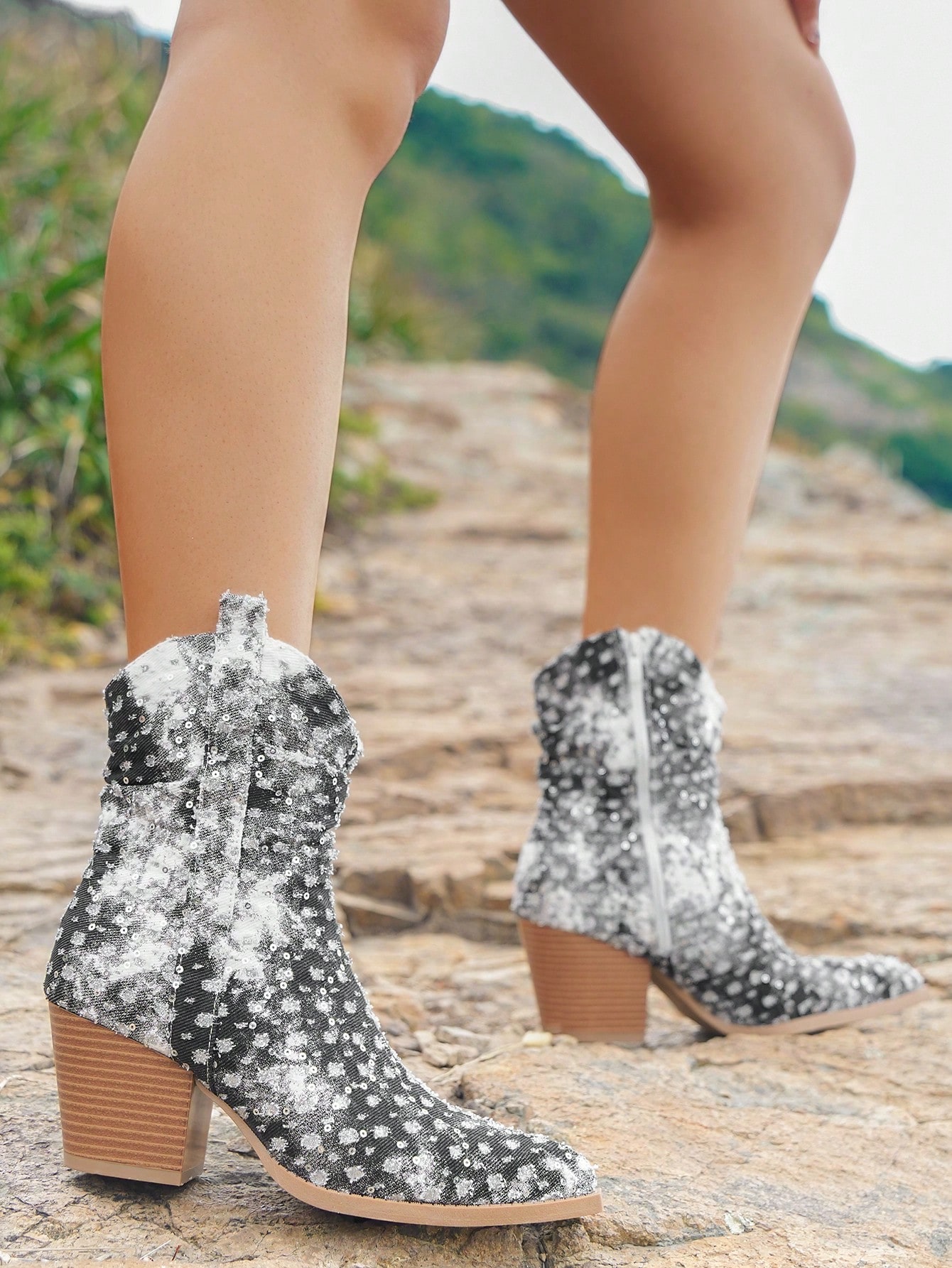 In Black and White Women Ankle Boots & Booties