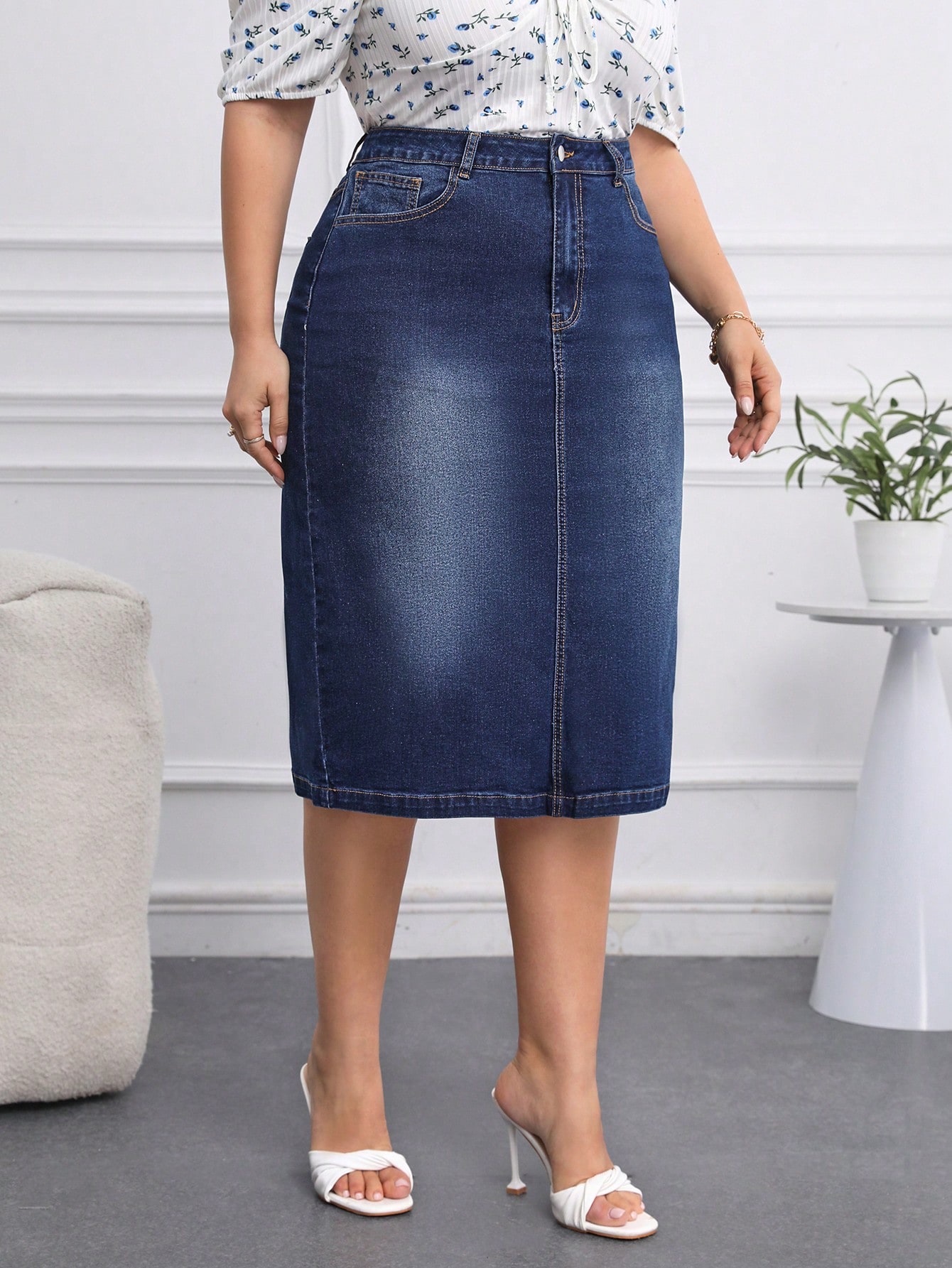 Plus Size Denim Skirts