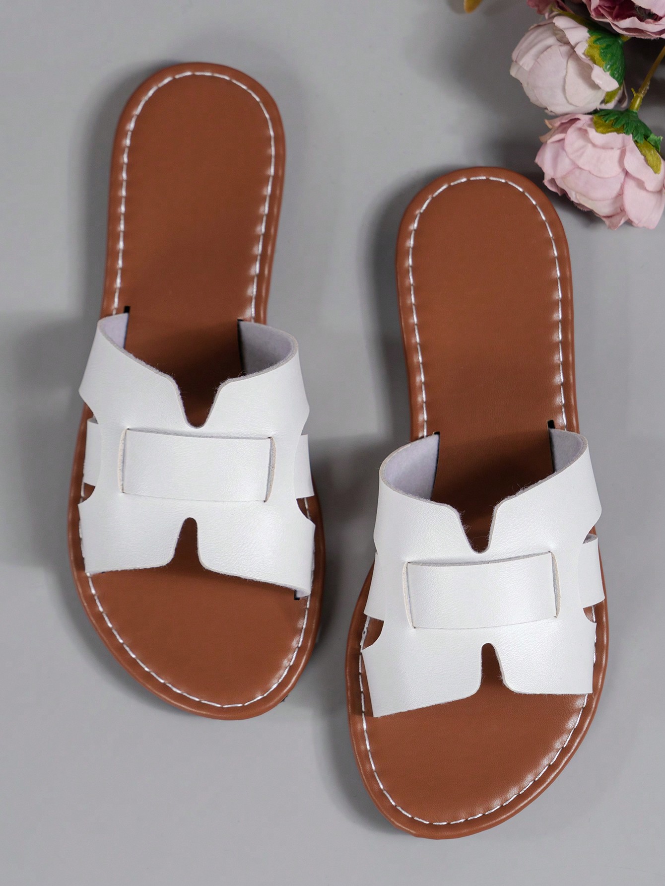 In White Women Flat Sandals