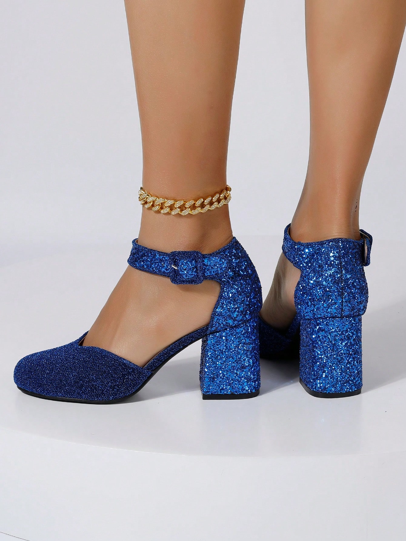 In Royal Blue Women Pumps