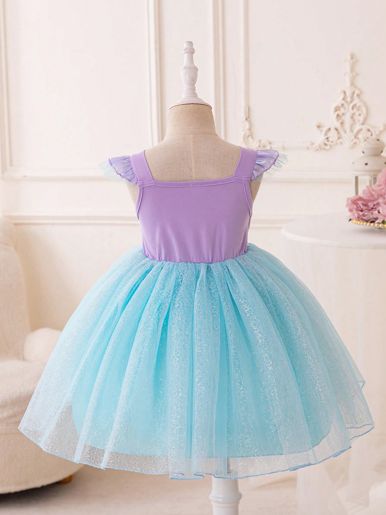 Young Girls Partywear