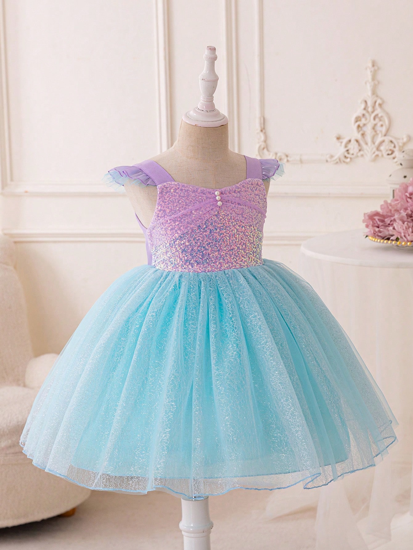 Young Girls Partywear