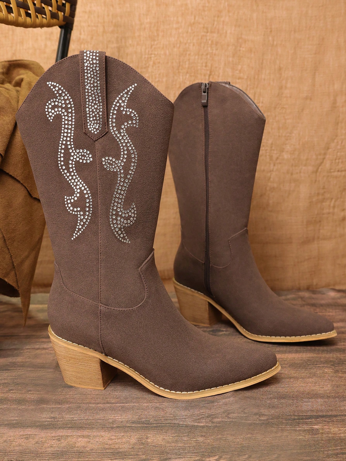 In Coffee Brown Women Fashion Boots