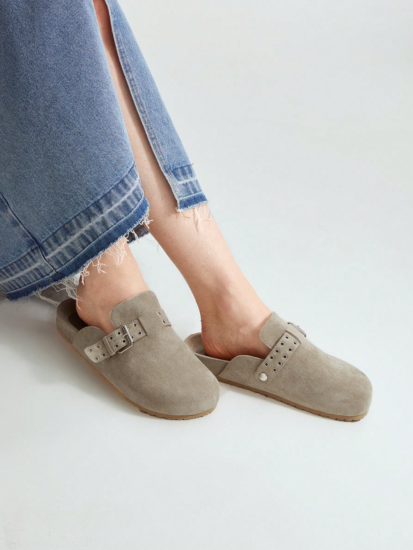 In Light Grey Women Shoes