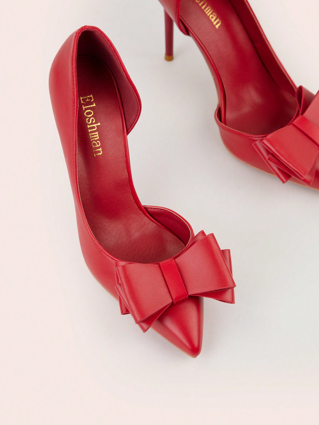 In Red Women Pumps