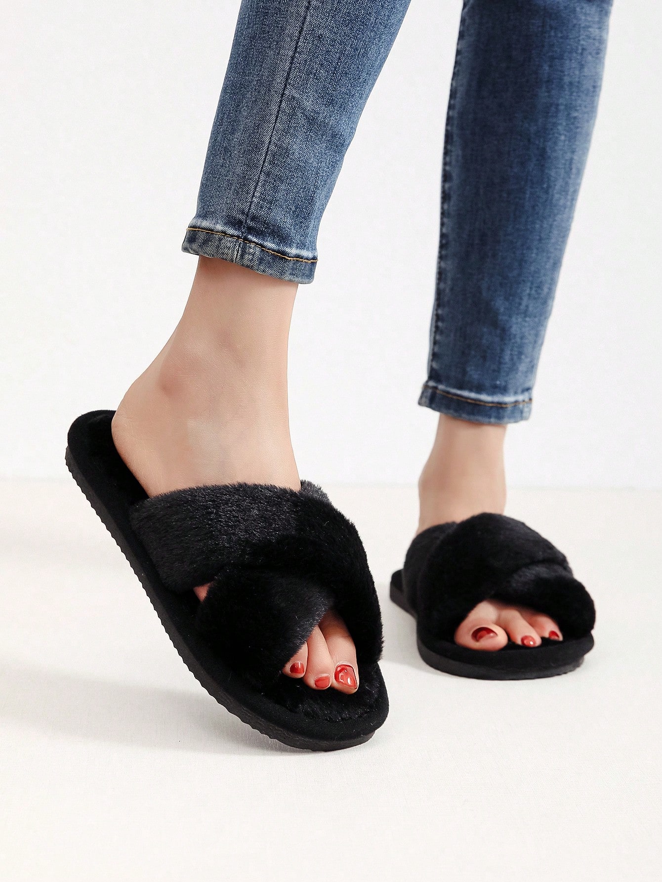 In Black Women Home Slippers