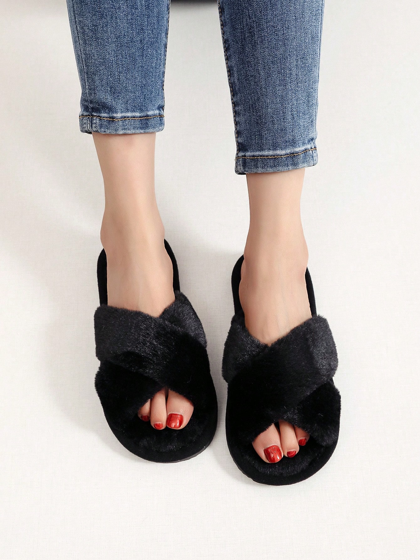 In Black Women Home Slippers