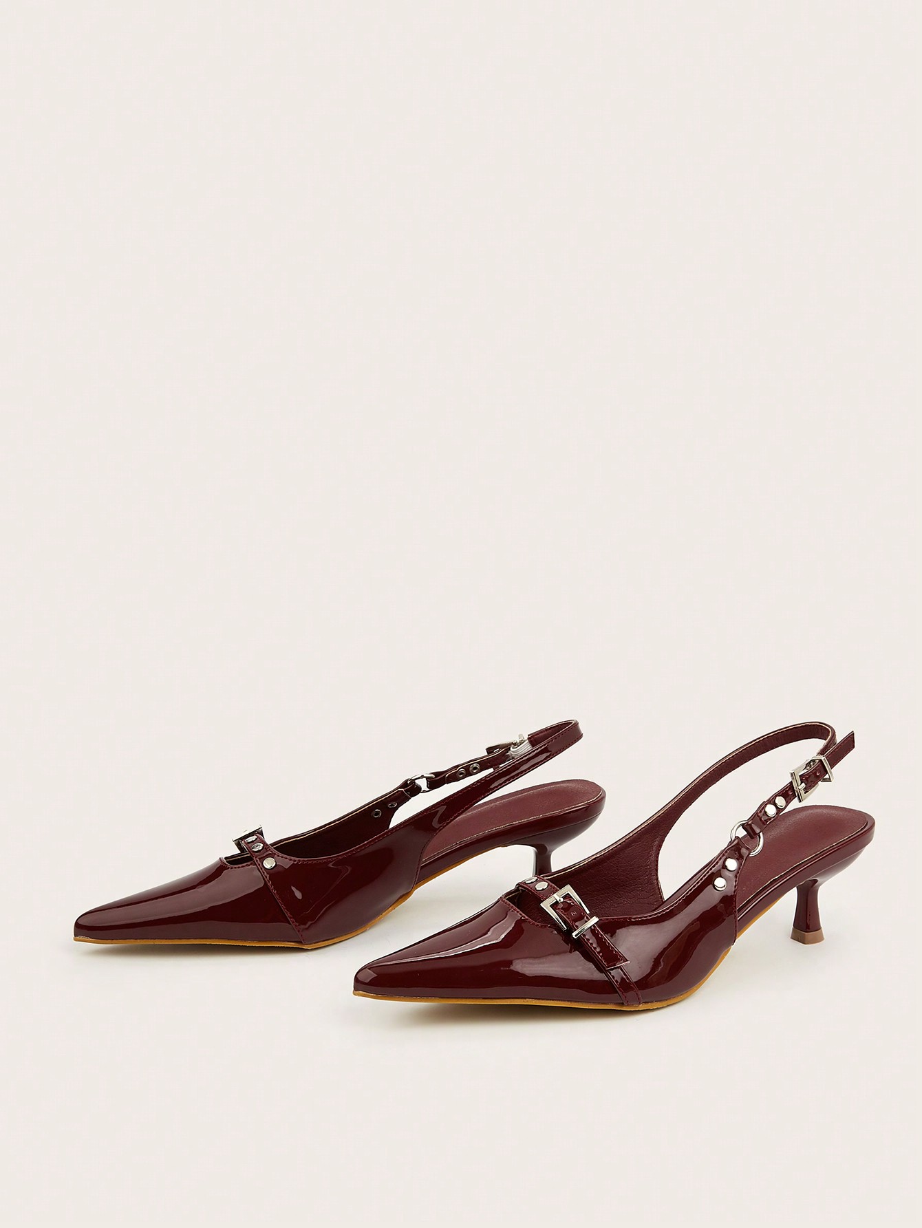 In Burgundy Women Pumps