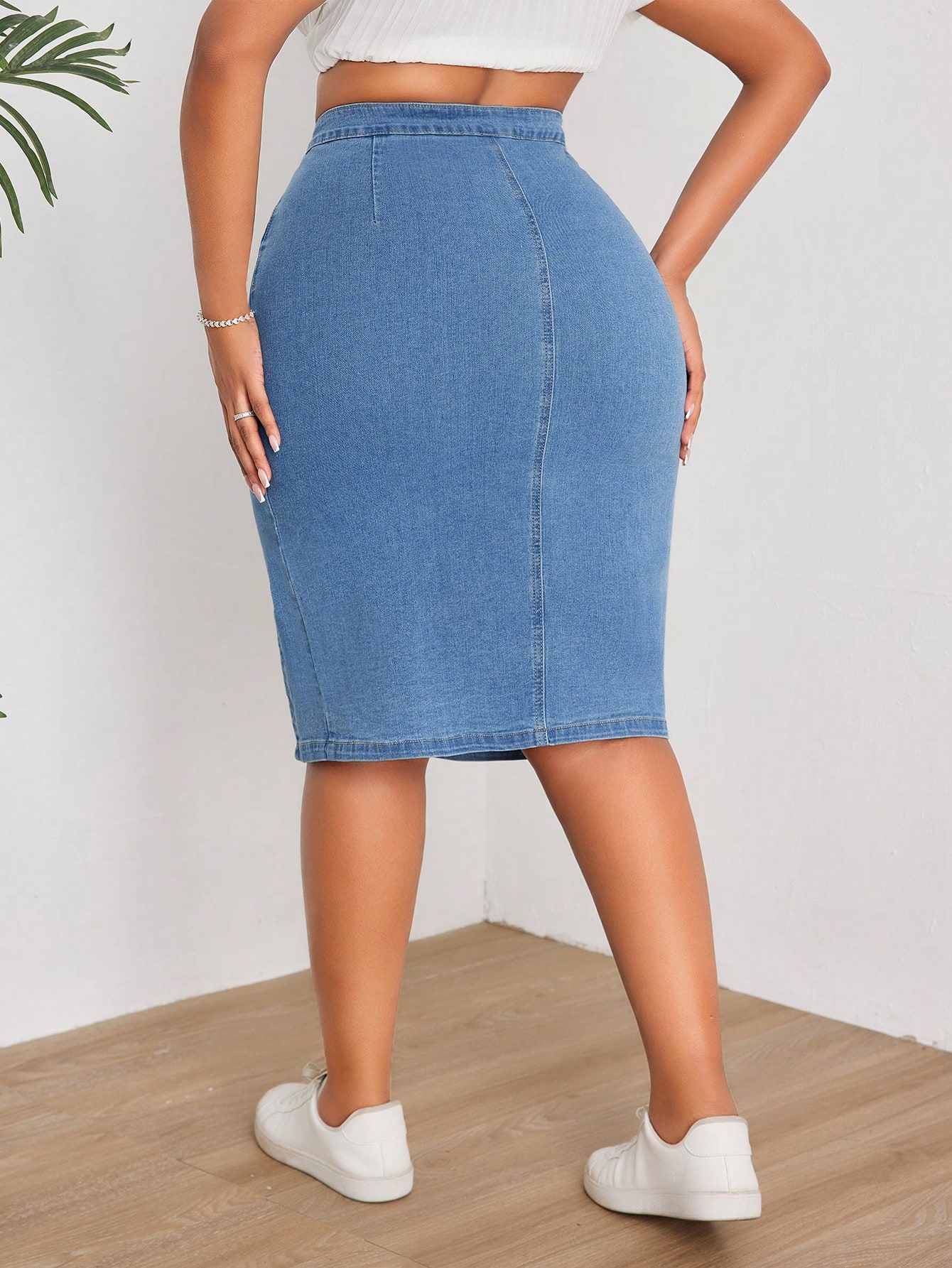 Plus Size Denim Skirts