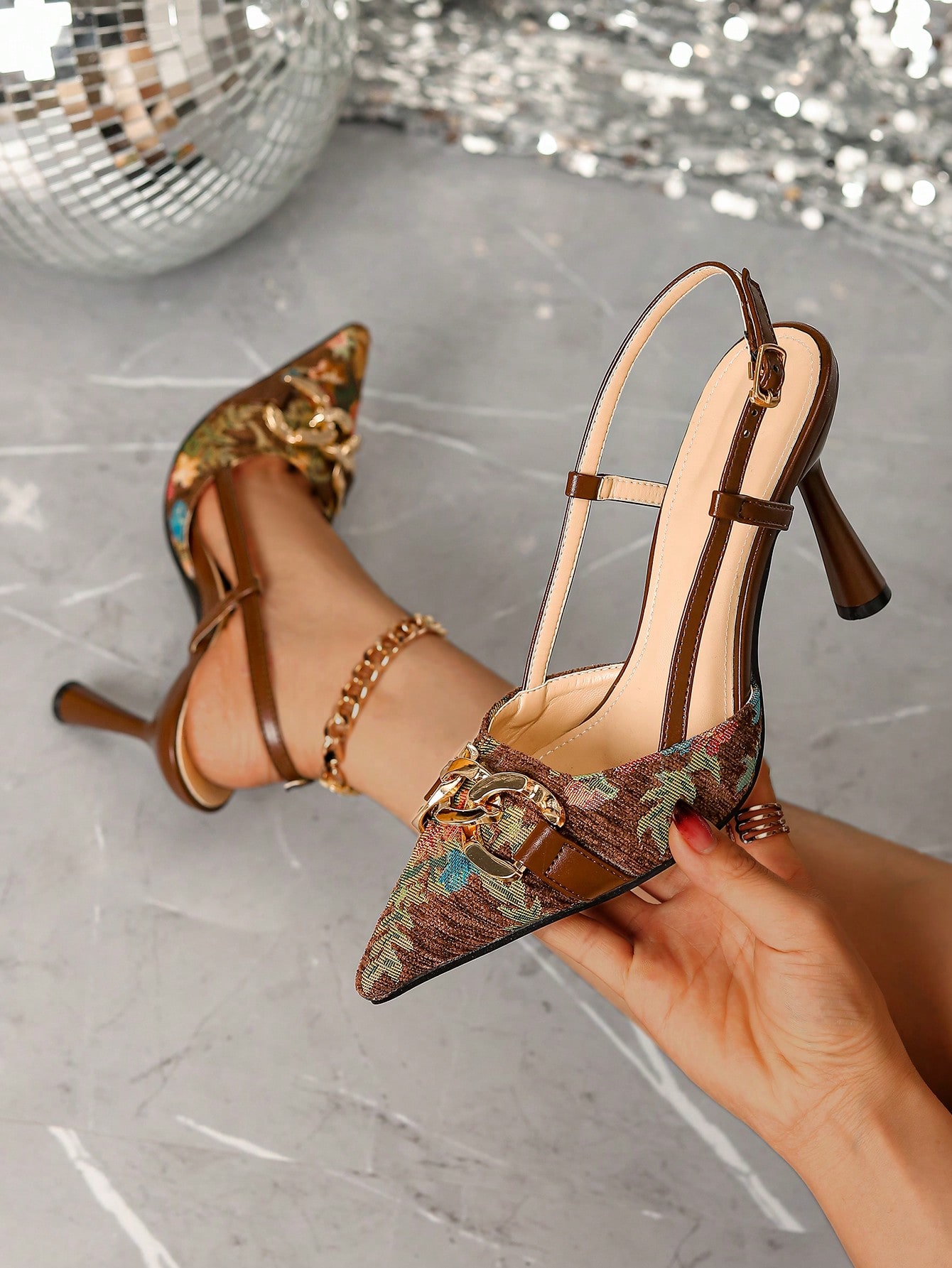 In Multicolor Women Pumps