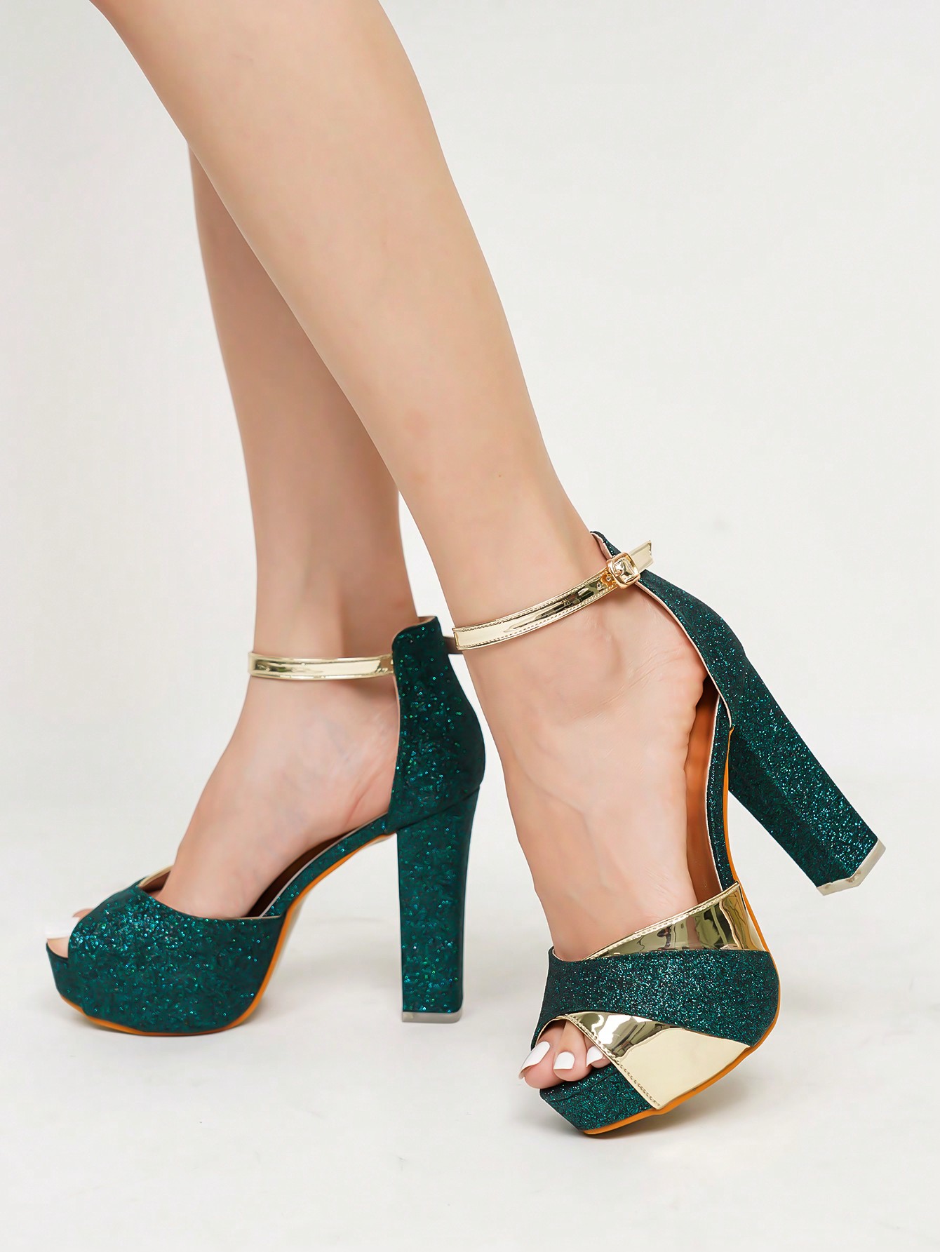 In Green Women Pumps