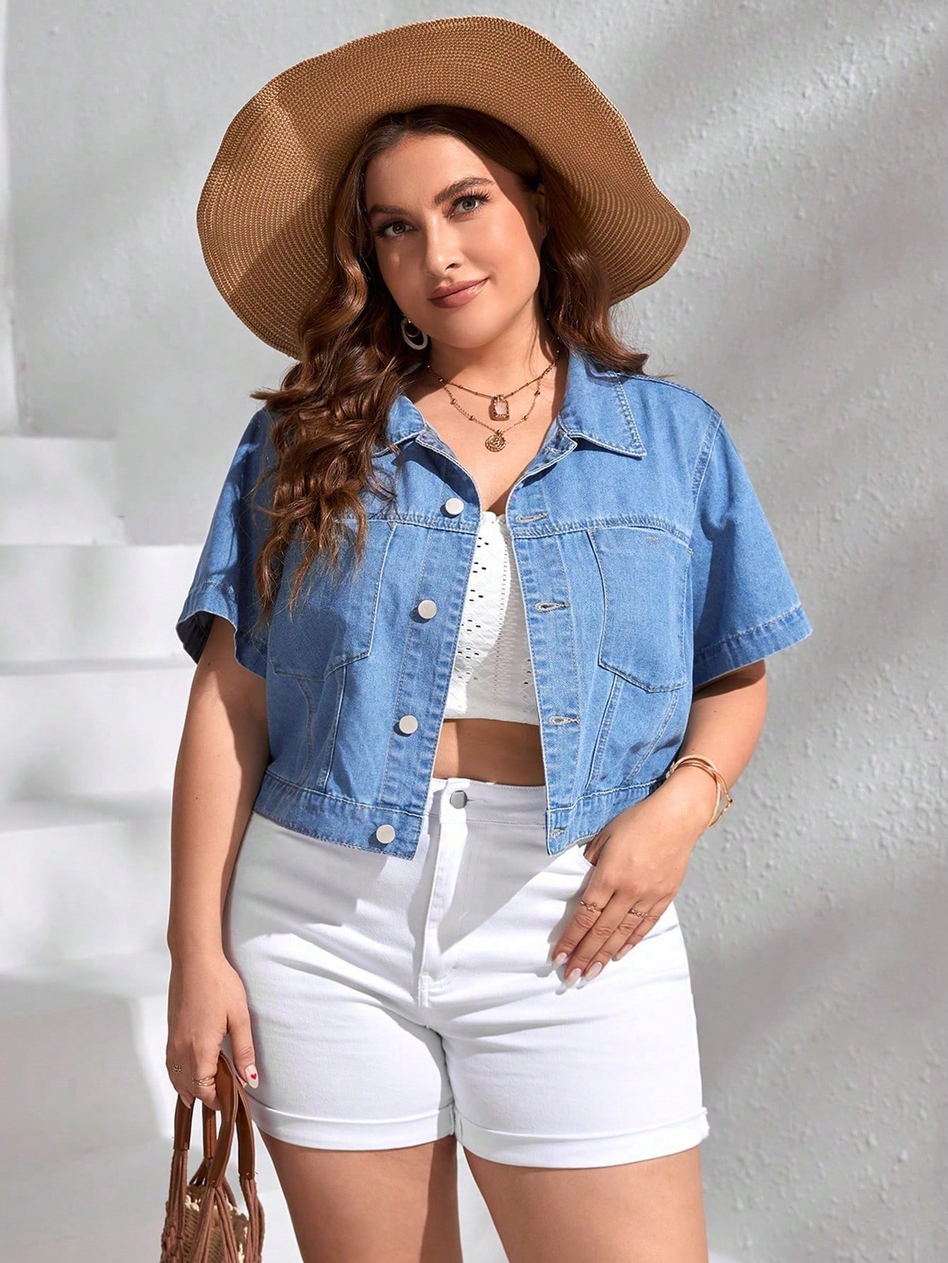 In Short Sleeve Plus Size Denim Jackets