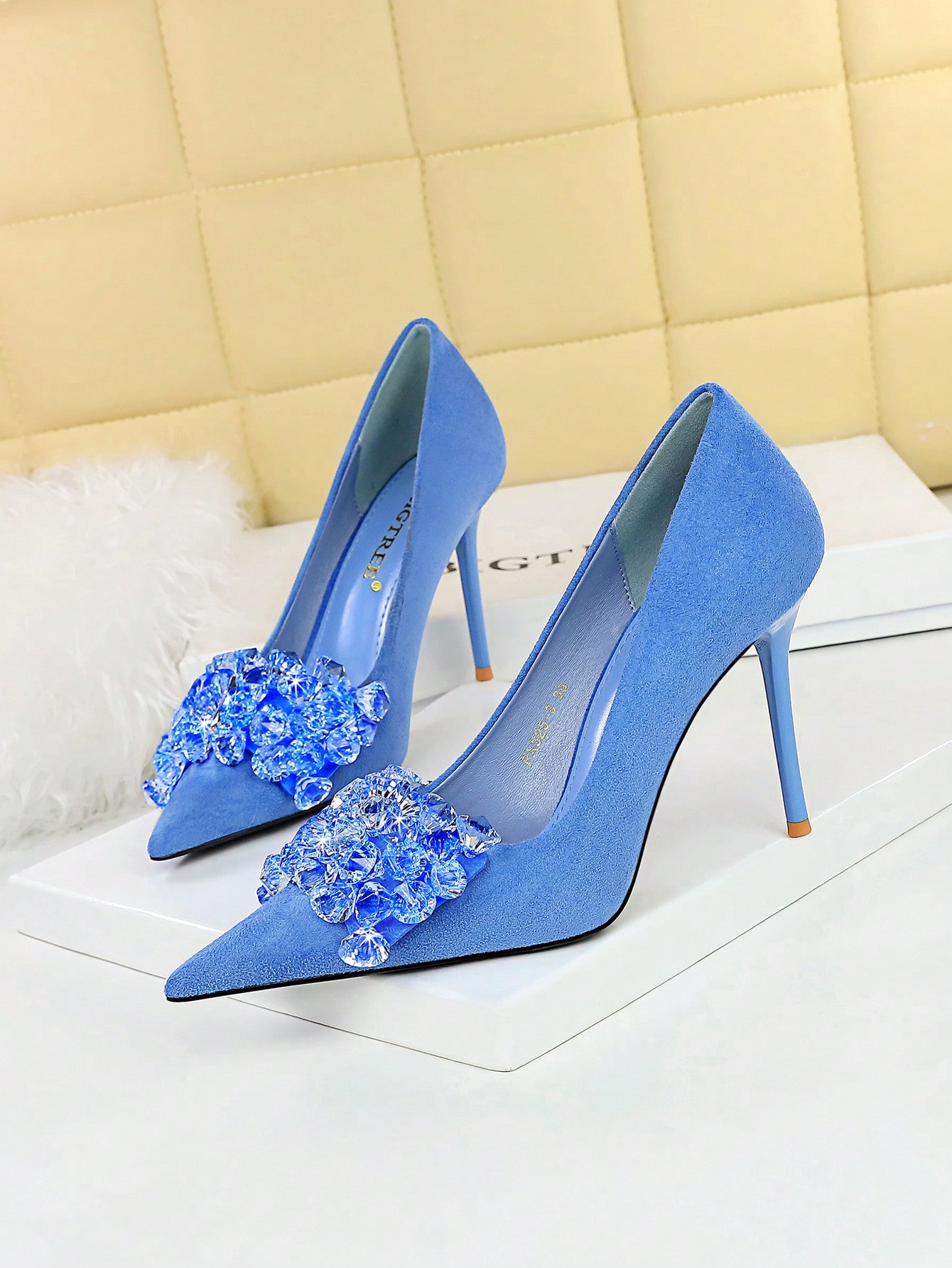 In Blue Women Pumps