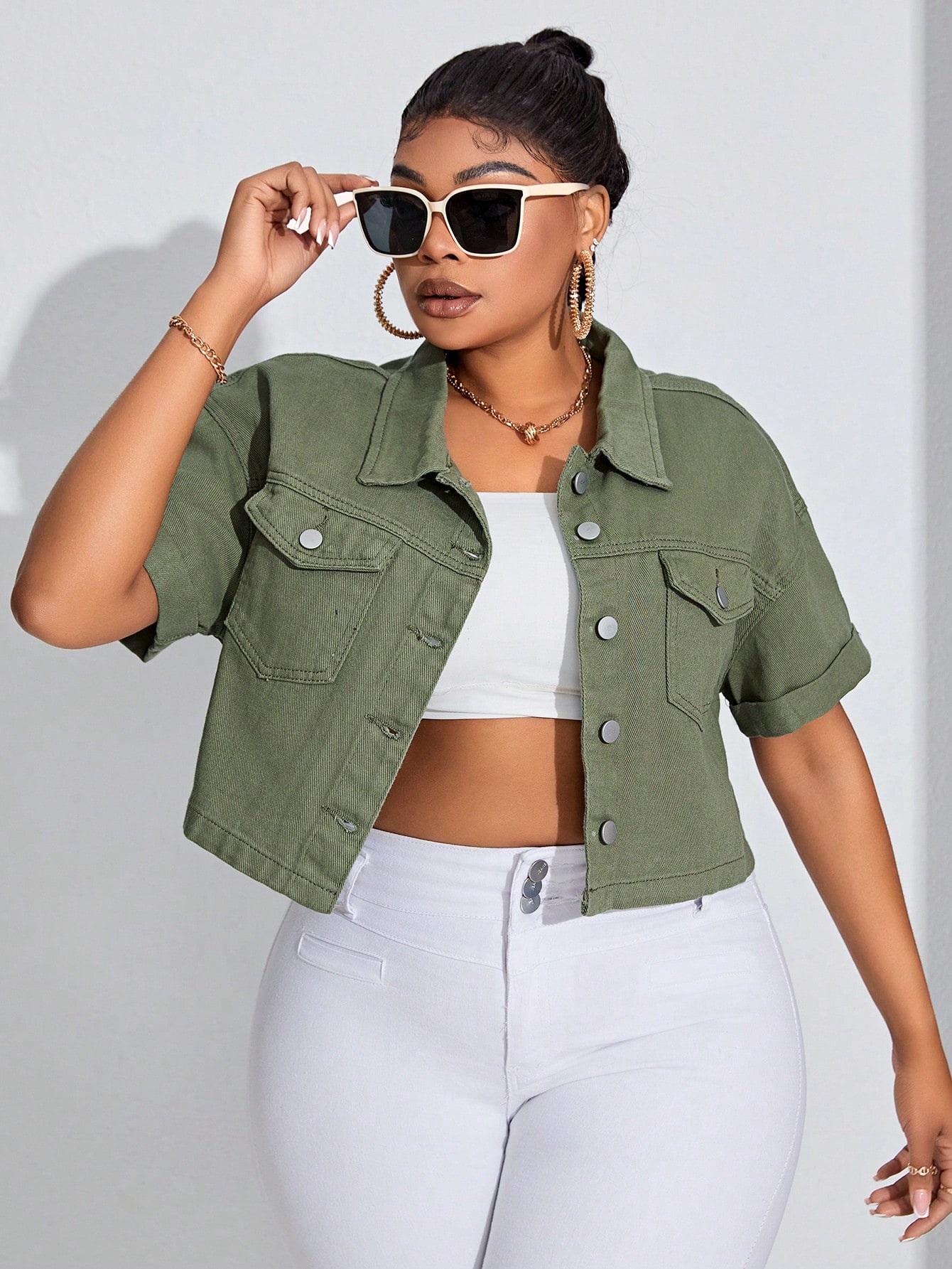 In Short Sleeve Plus Size Denim Jackets