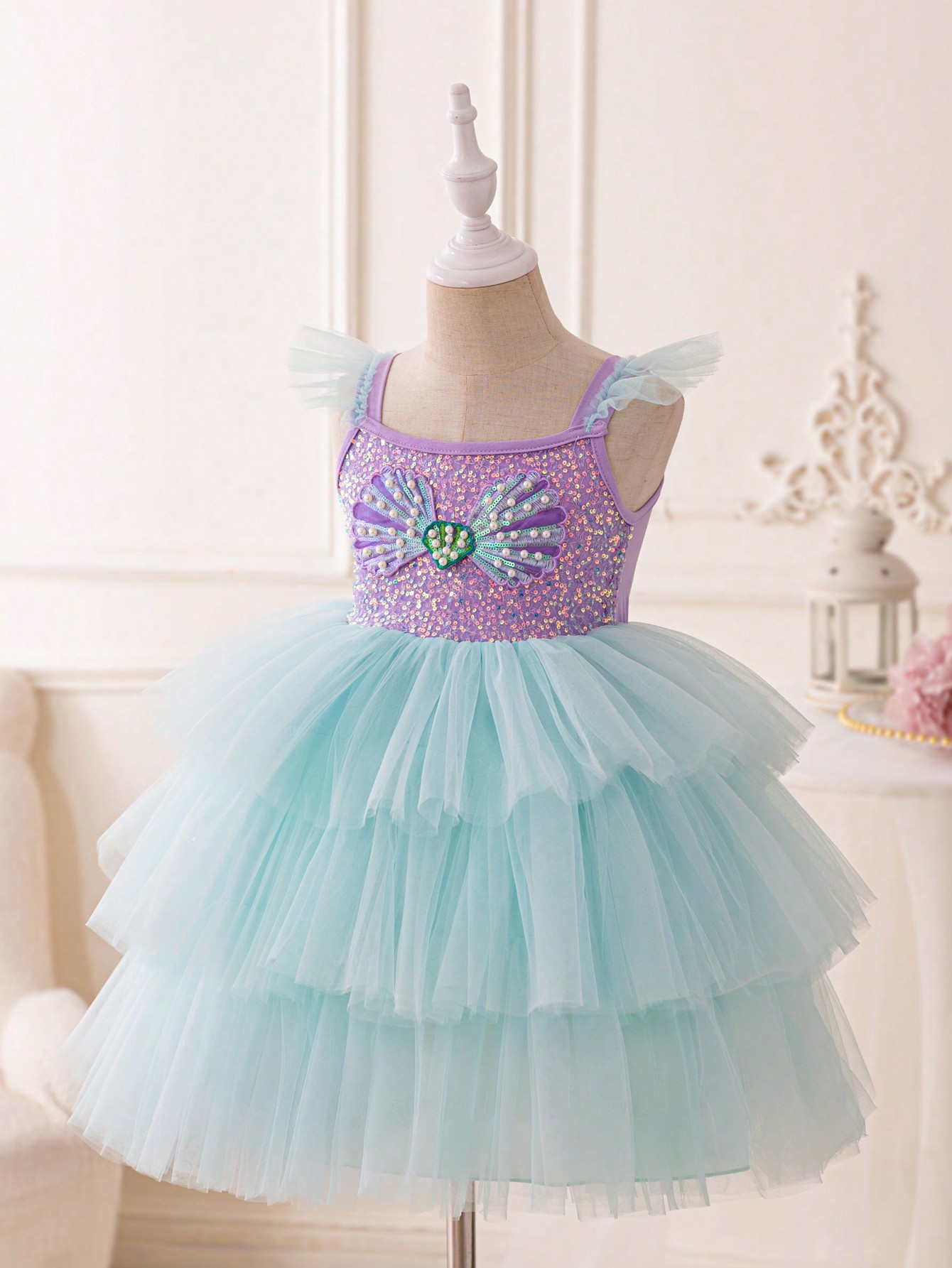 Young Girls Partywear