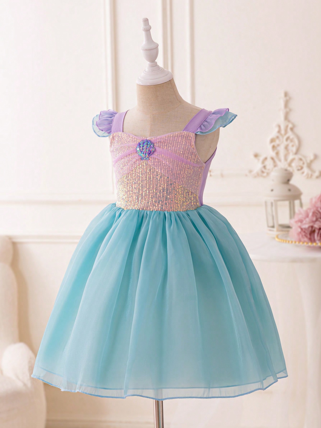 Young Girls Partywear