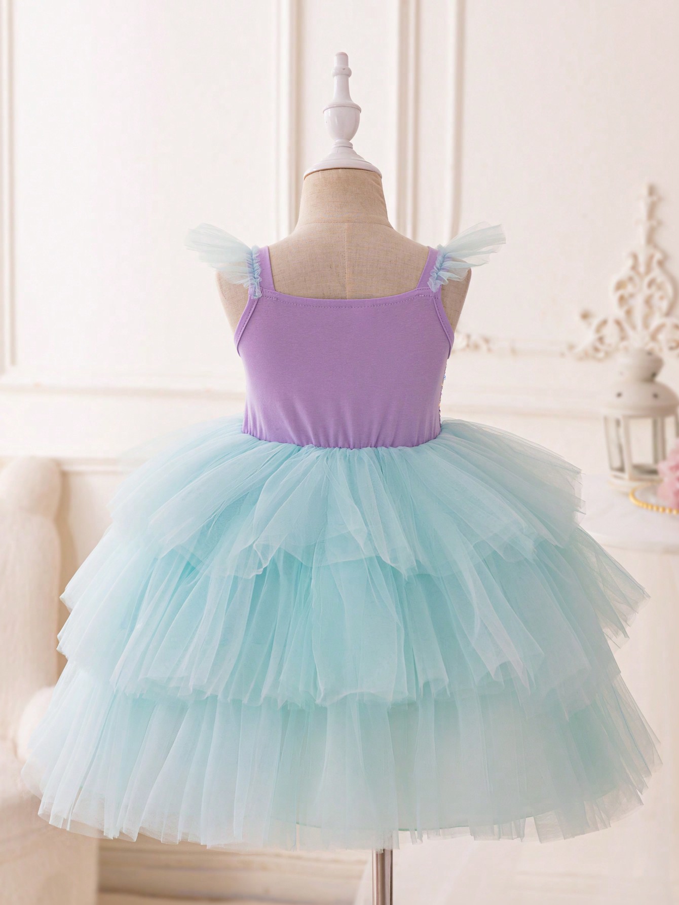 Young Girls Partywear