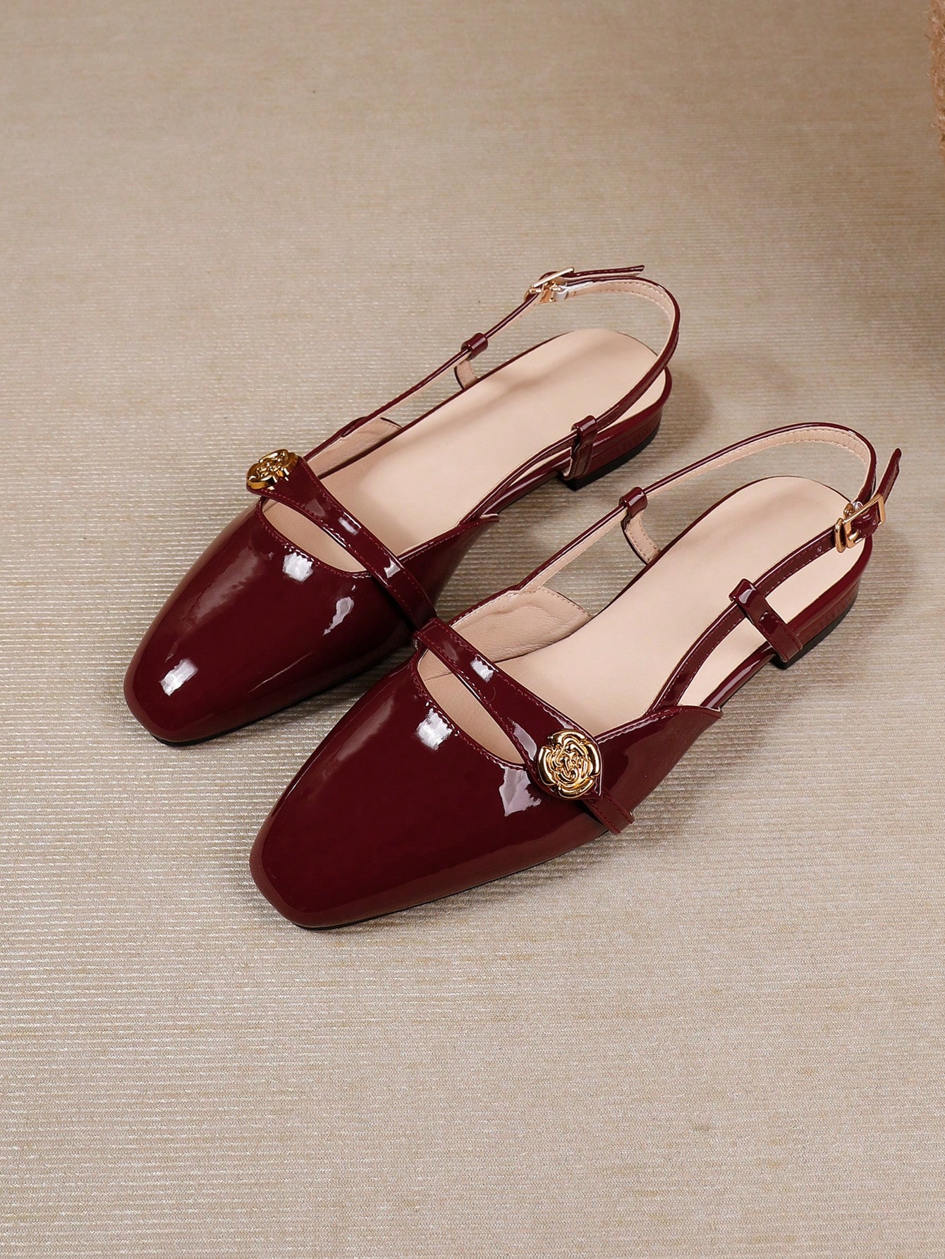 In Burgundy Women Flats