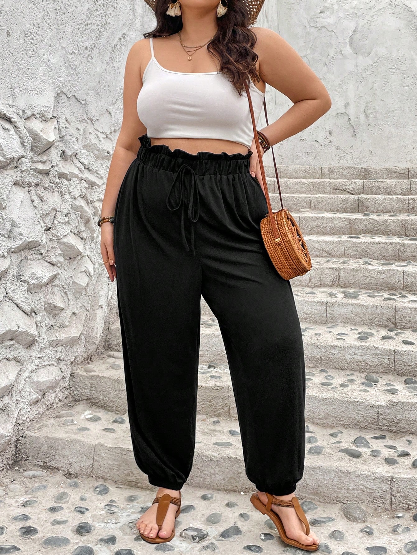 In Black Plus Size Sweatpants