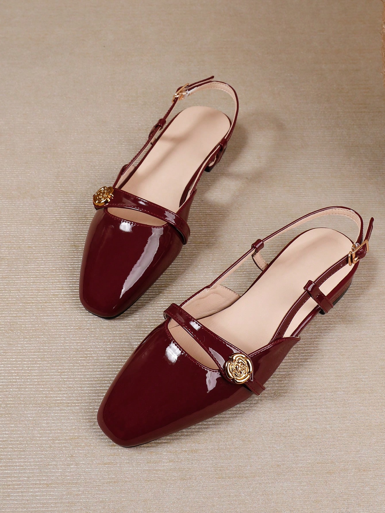 In Burgundy Women Flats