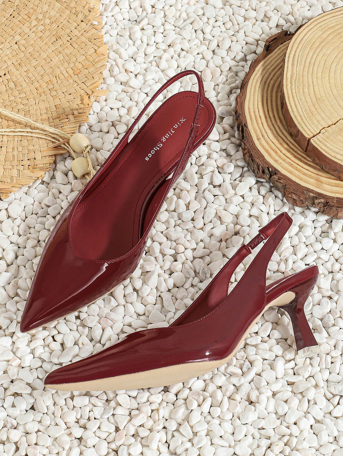 In Burgundy Women Pumps