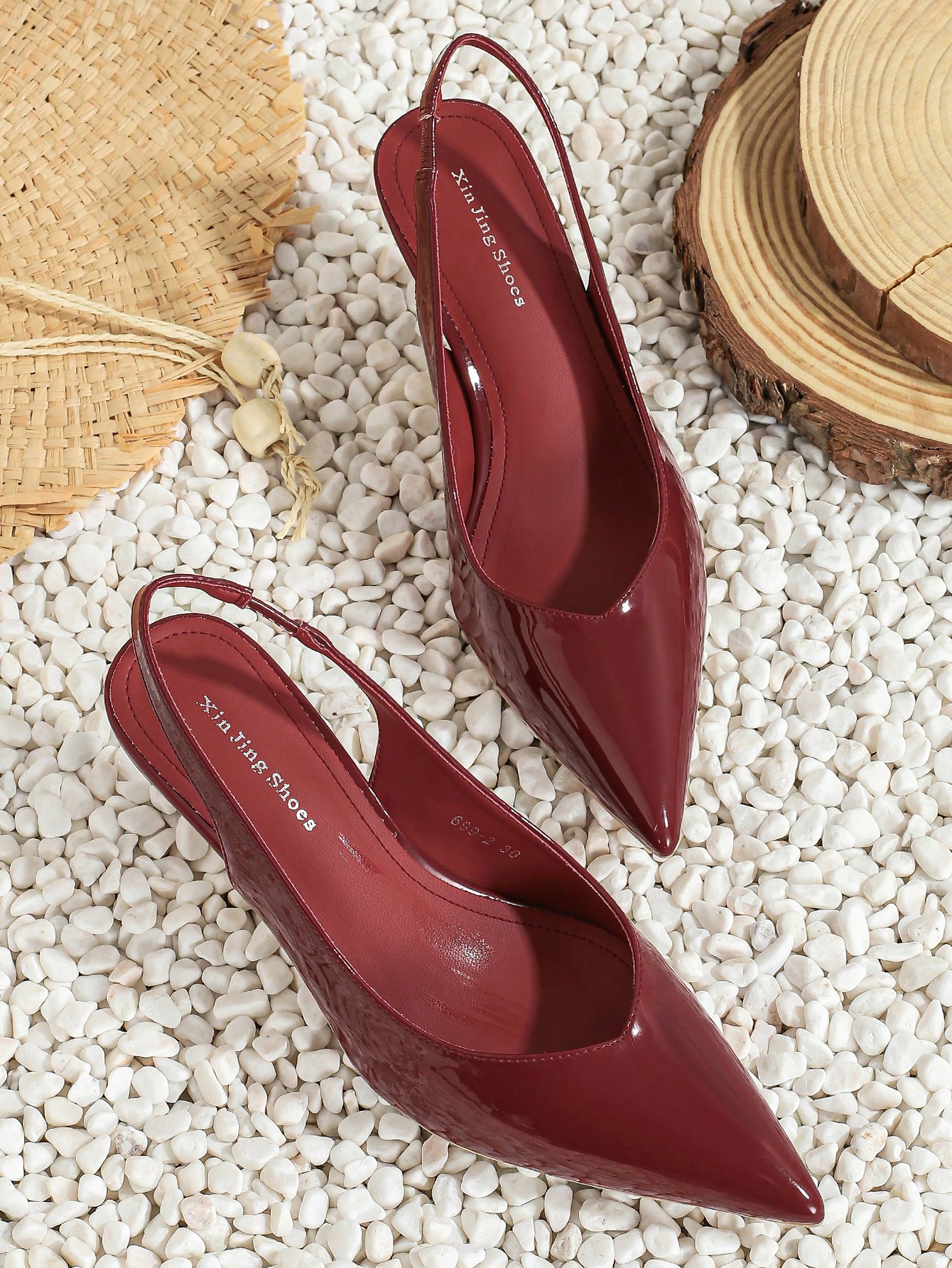 In Burgundy Women Pumps