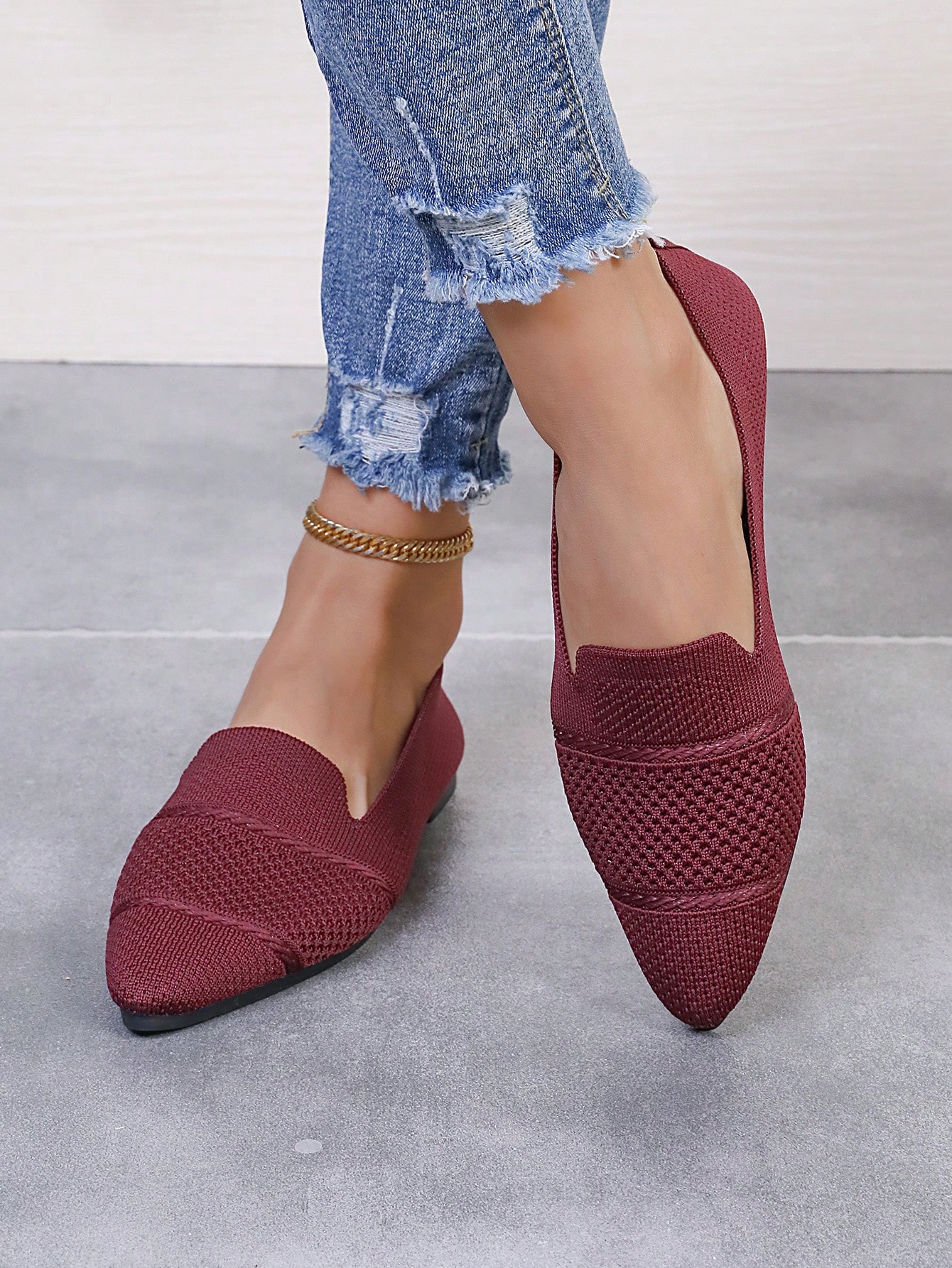 In Burgundy Women Flats