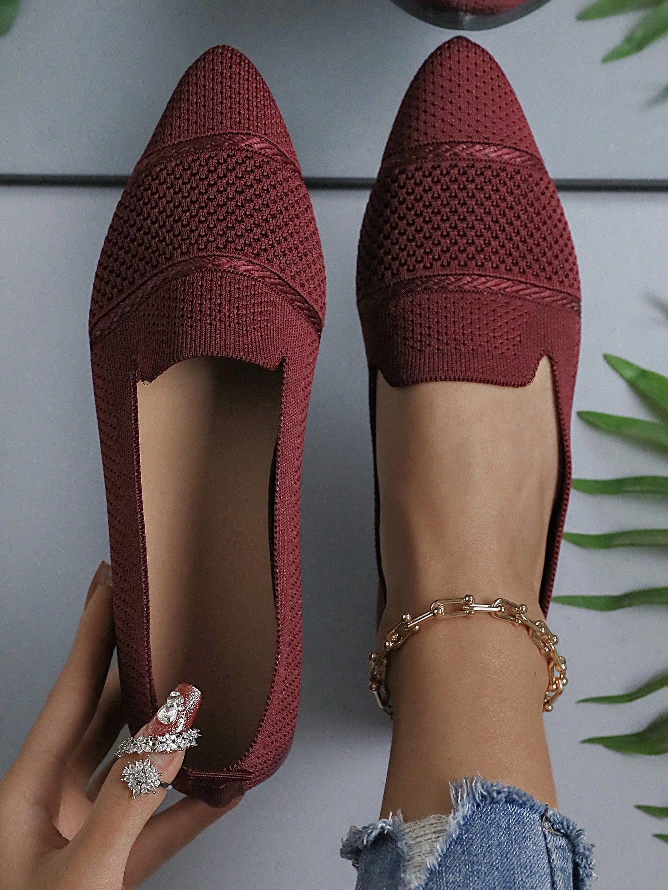 In Burgundy Women Flats