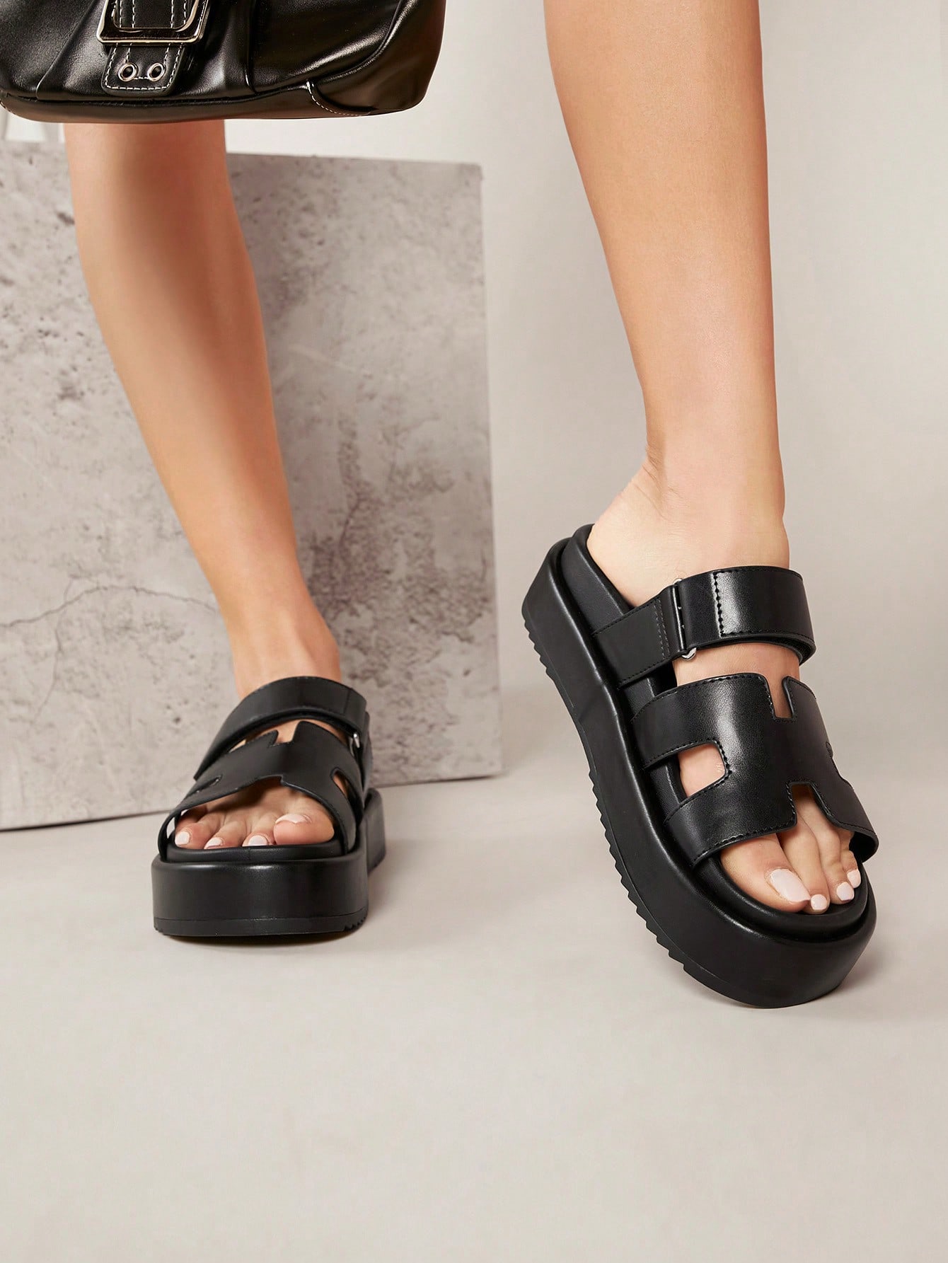 Women Platforms & Wedge Sandals