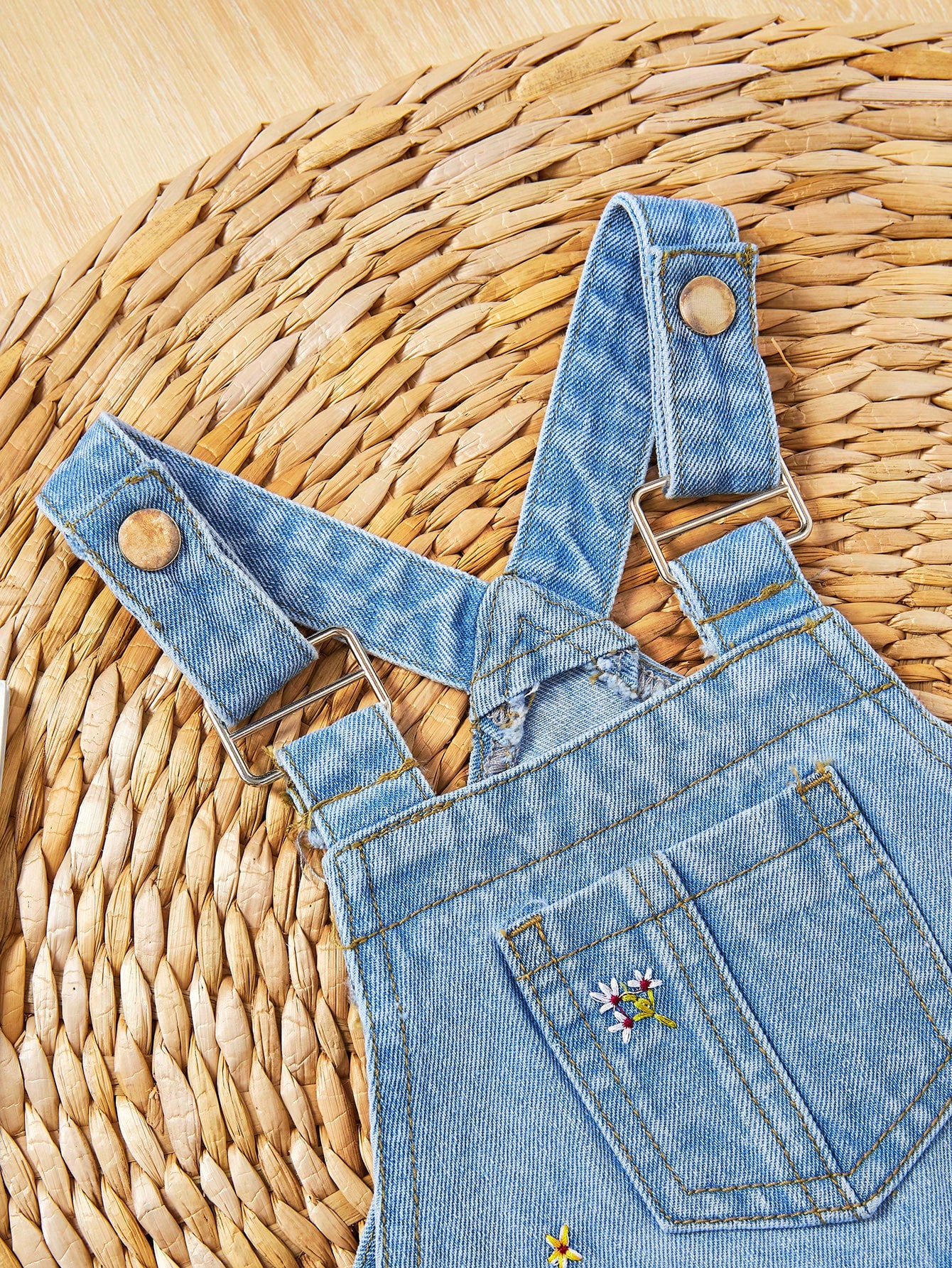 Young Girls Denim Overalls & Jumpsuits