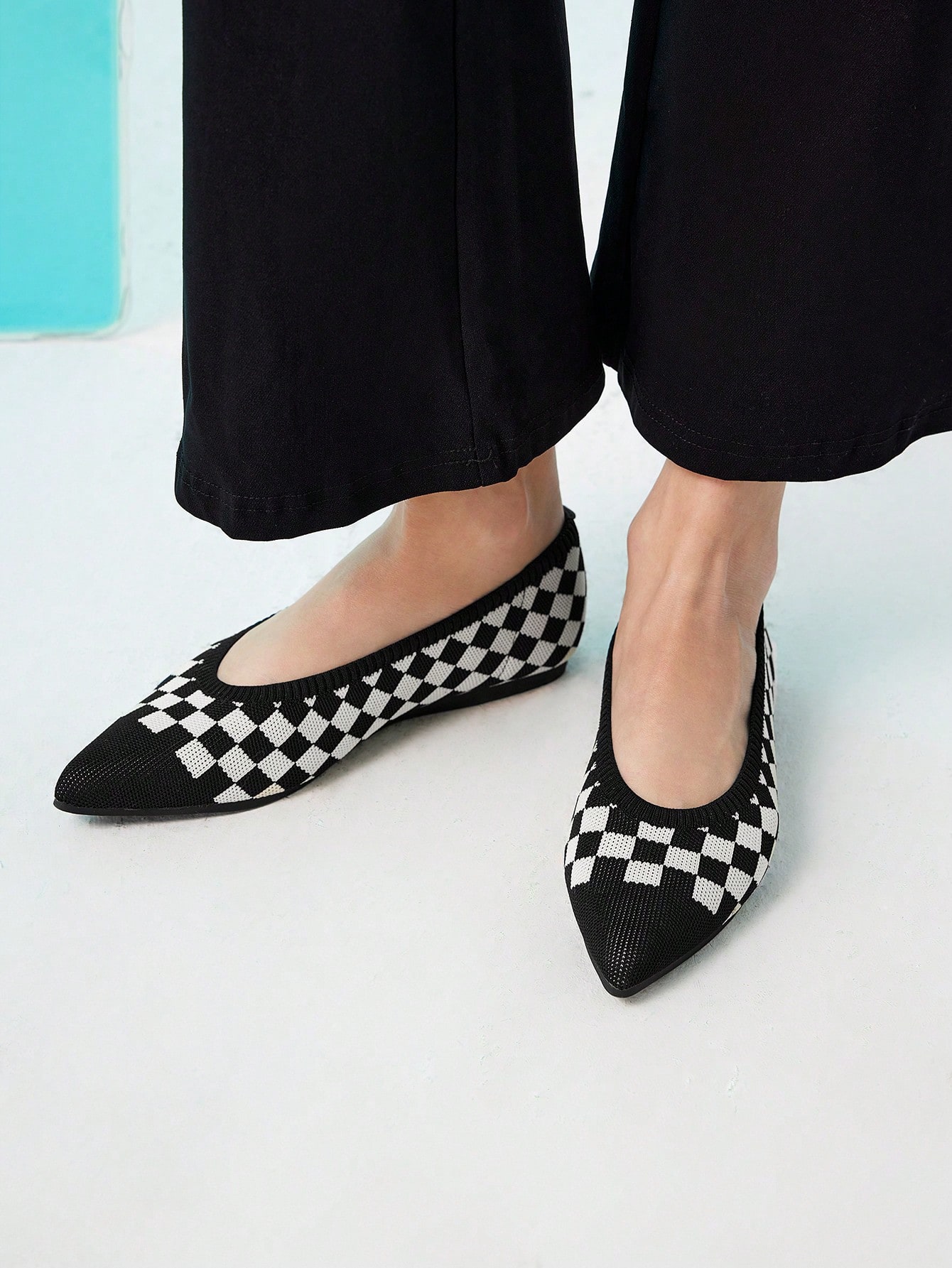 In Black and White Women Flats