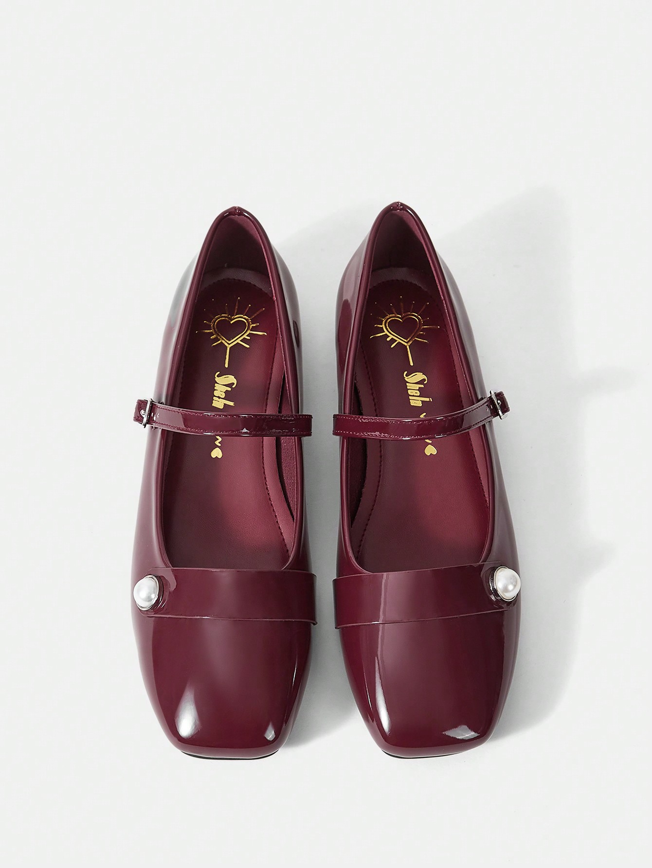 In Burgundy Women Flats