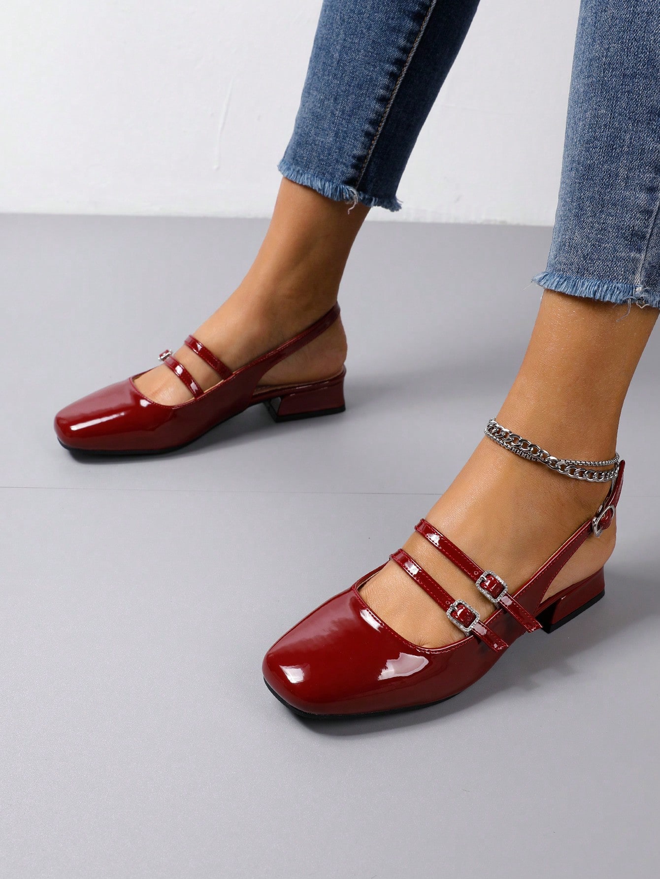 In Burgundy Women Flats