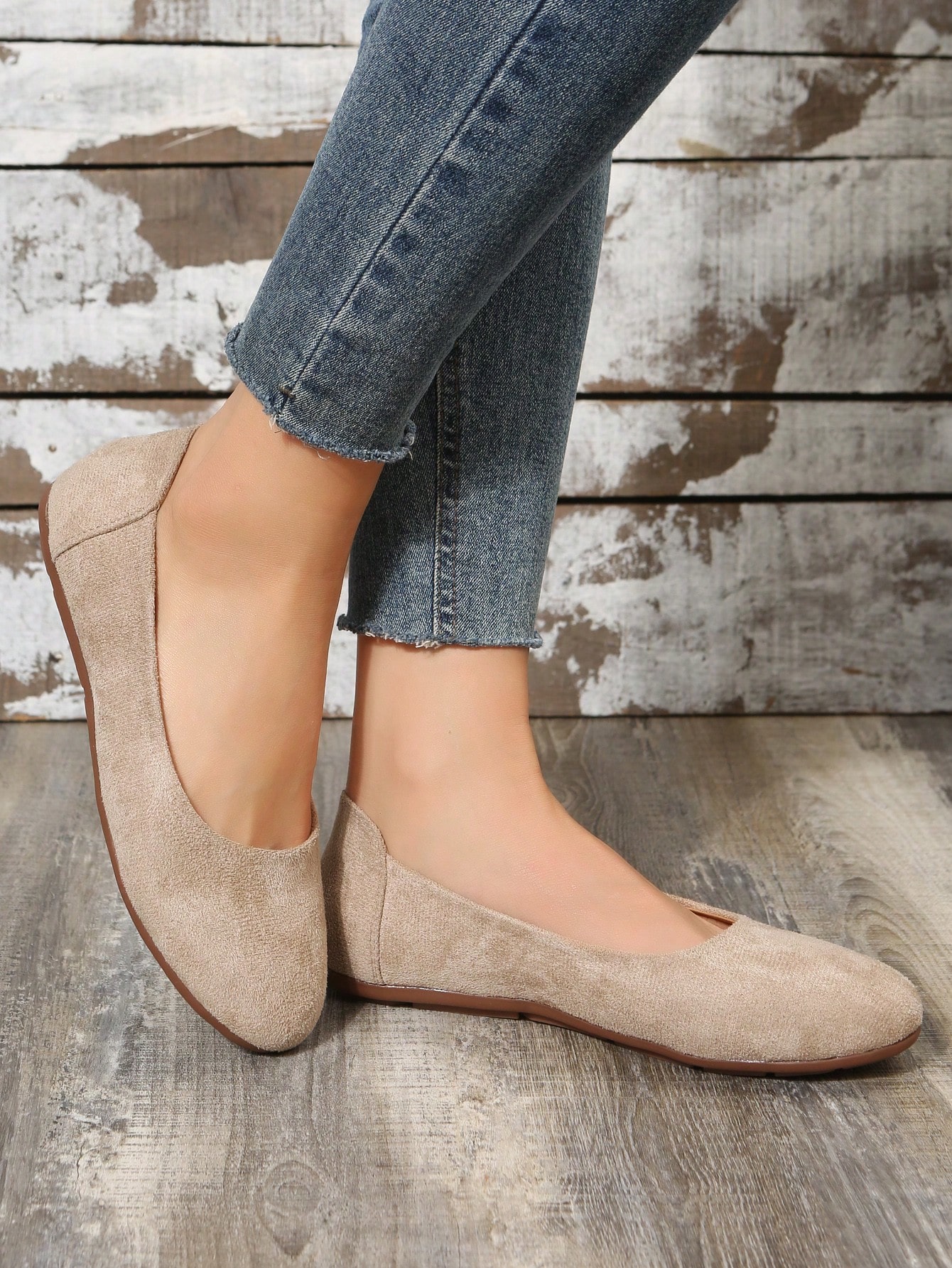 In Beige Women Flats