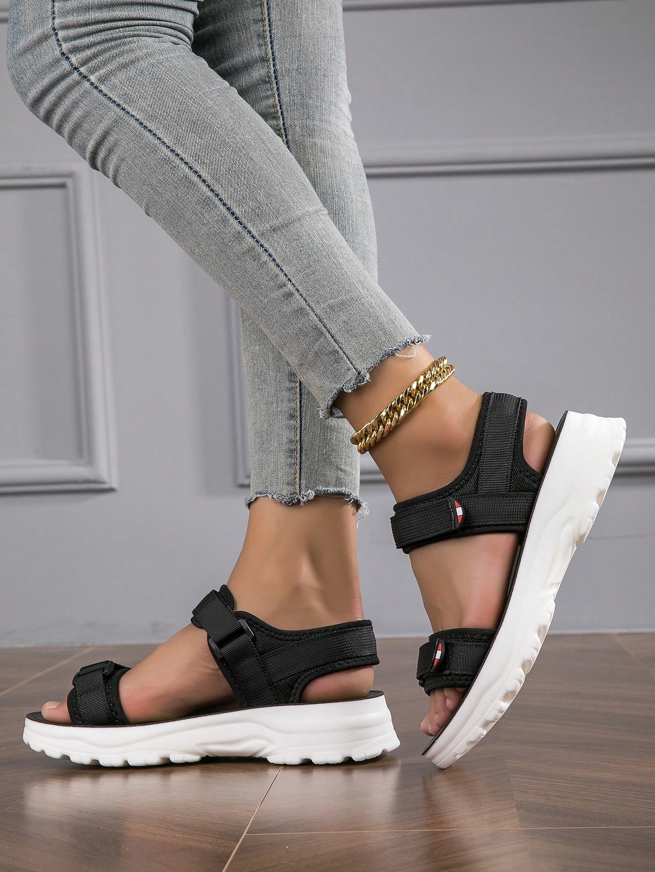 Women Sports Sandals