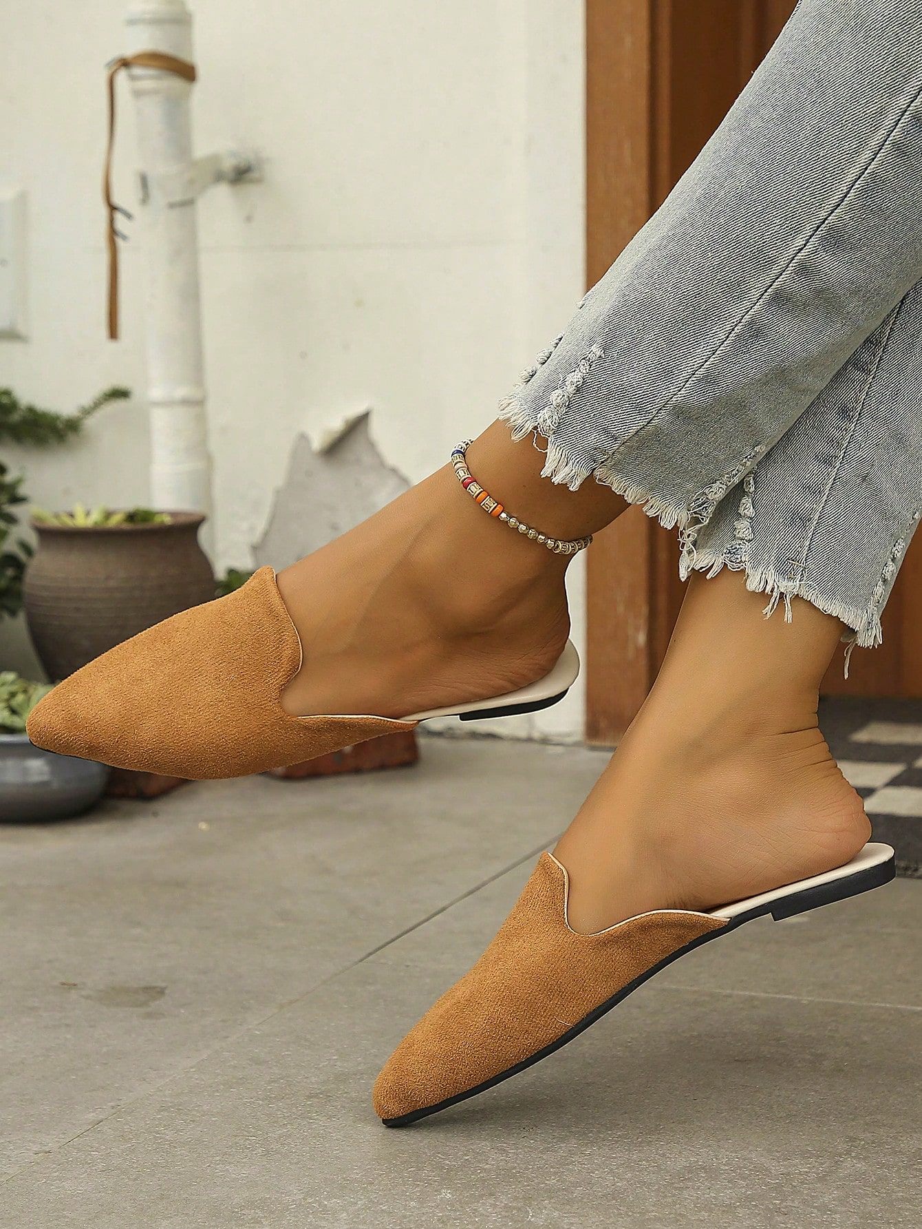 In Brown Women Flats