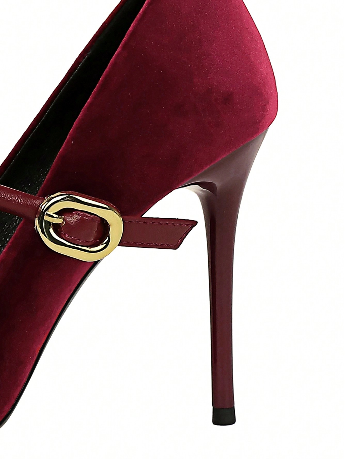 In Burgundy Women Pumps